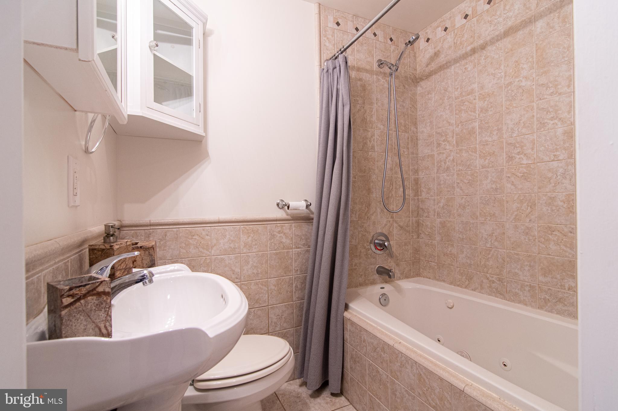 RESERVOIR HILL - Residential