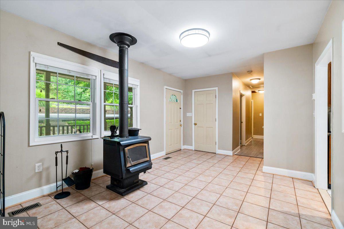 7622 BLACK ROAD