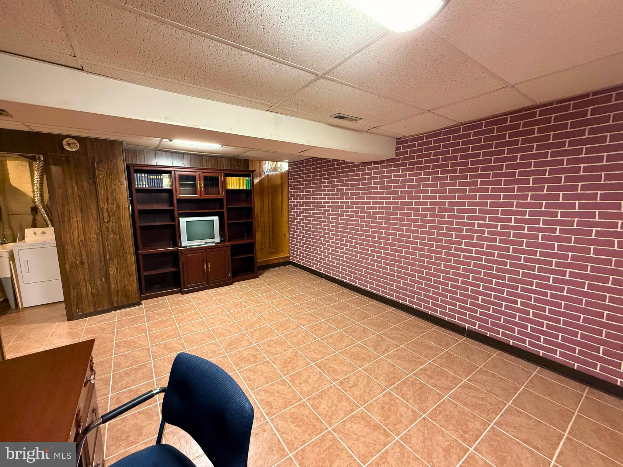 BROOKSHIRE - Residential Lease