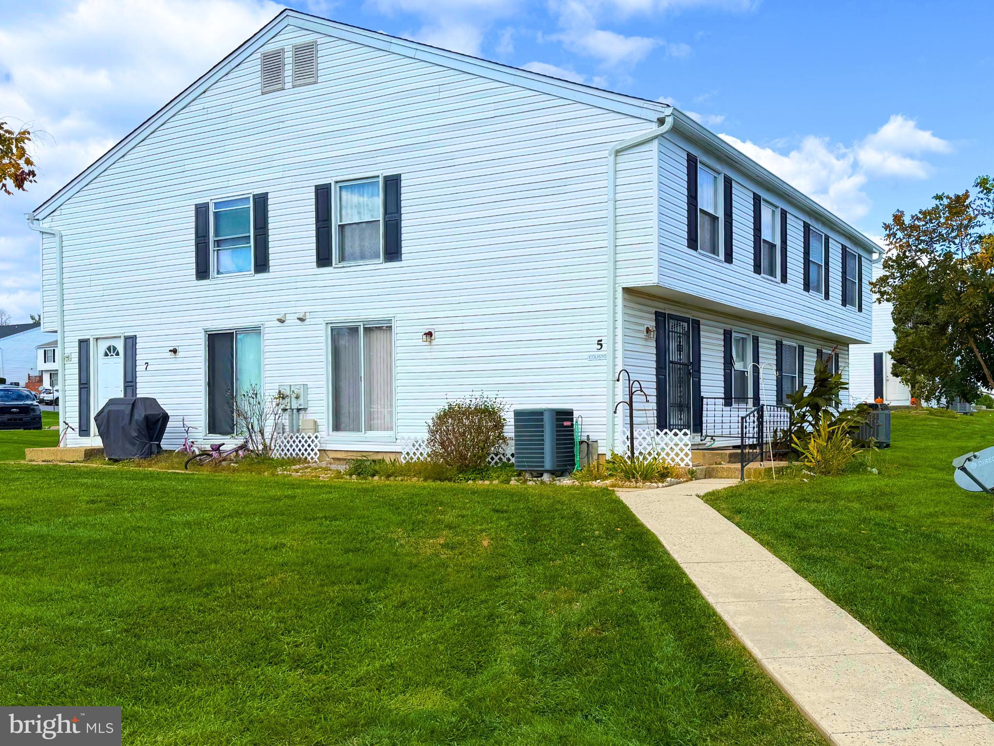 BROOKSHIRE - Residential Lease