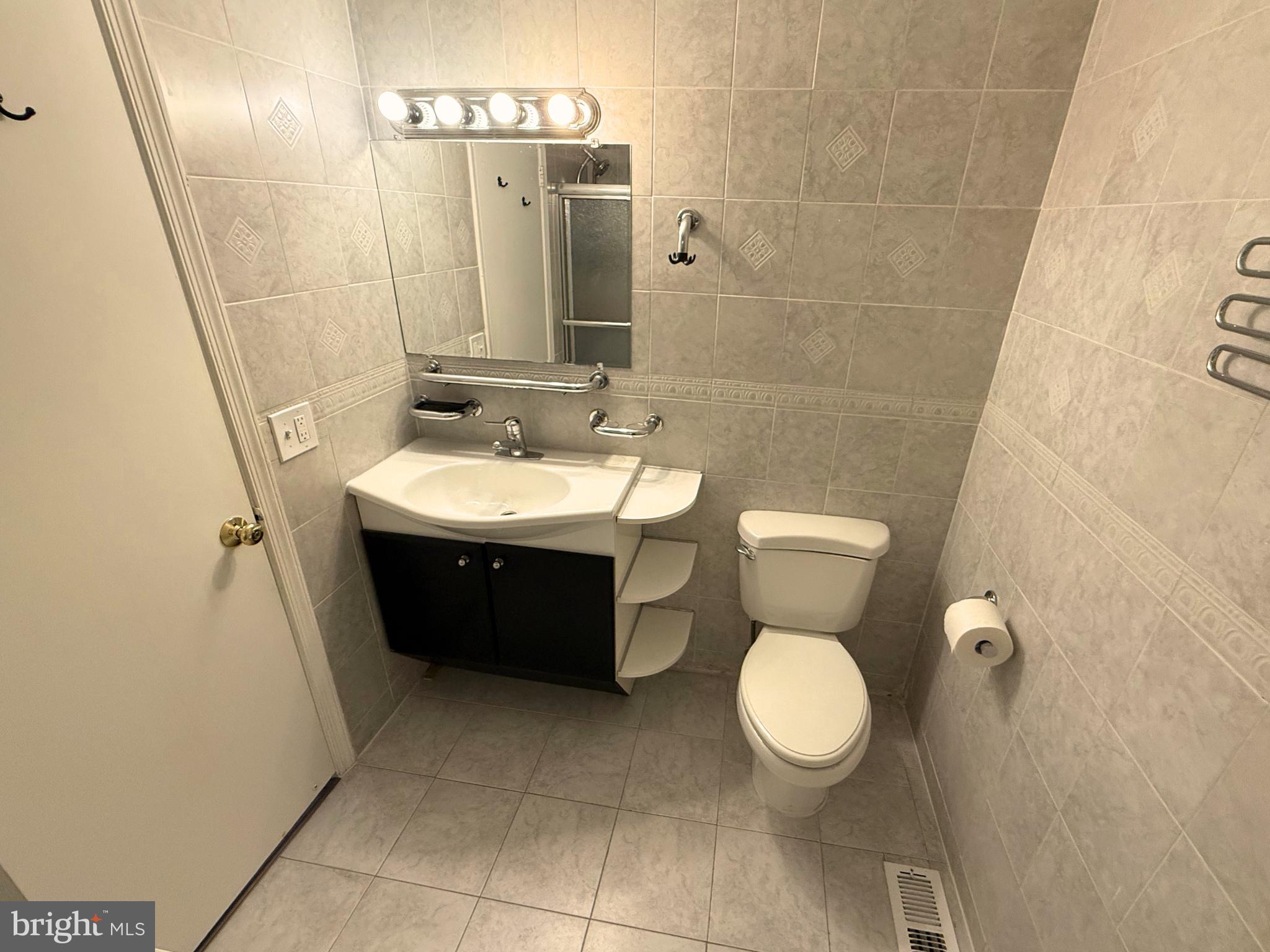 BROOKSHIRE - Residential Lease