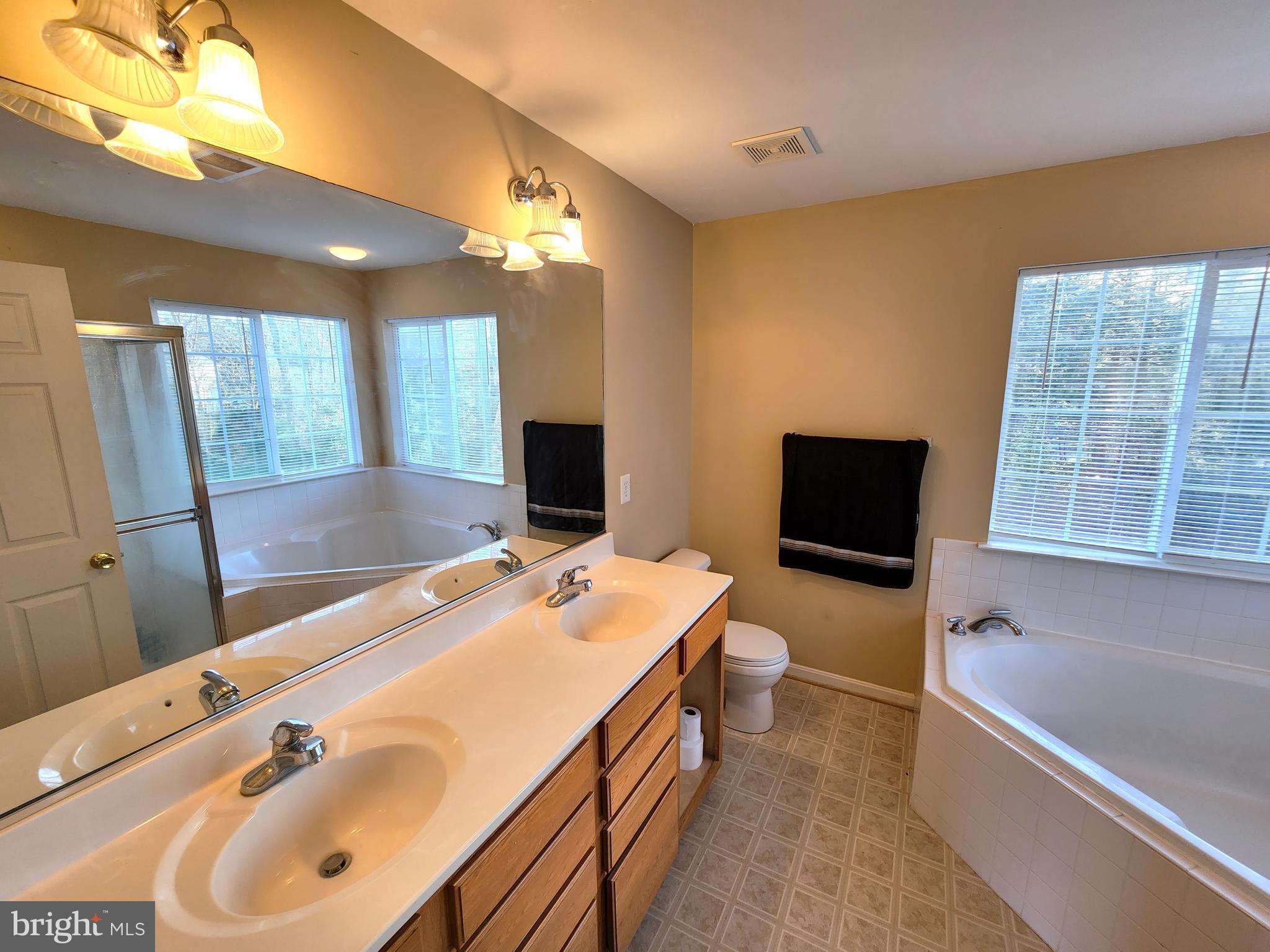 SOUTHWOODS - Residential