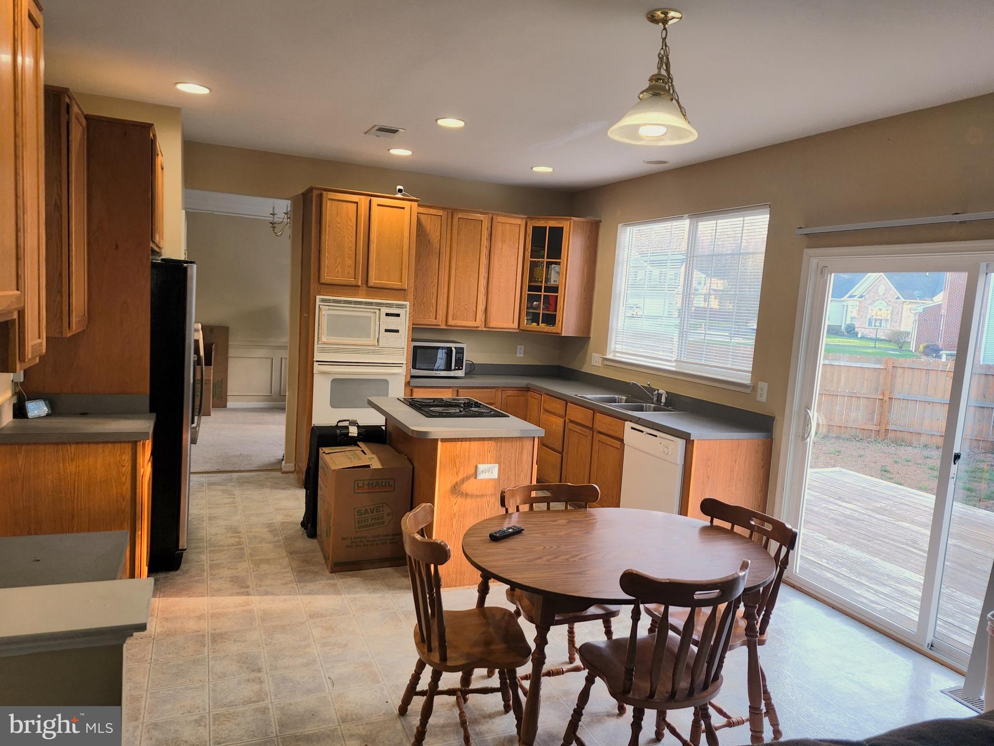 SOUTHWOODS - Residential