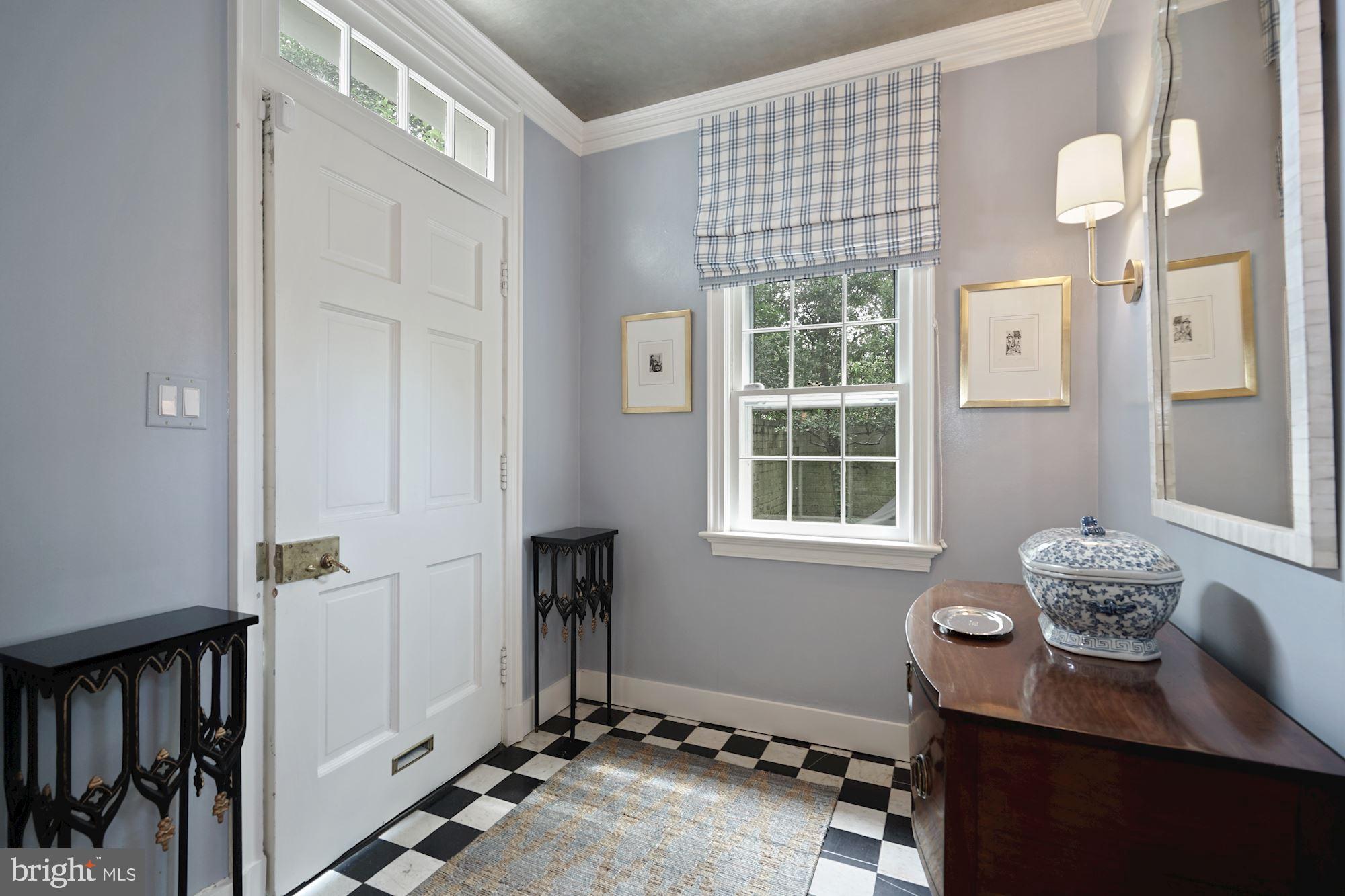 FOXHALL - Residential