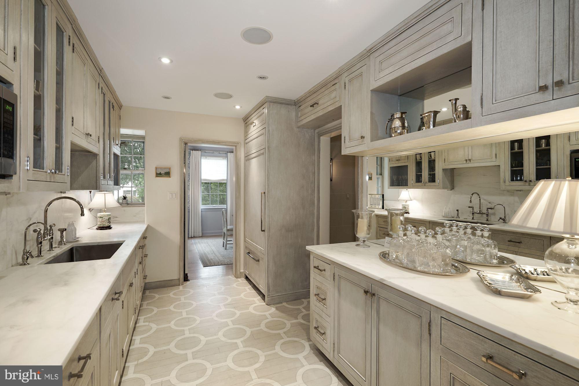 FOXHALL - Residential