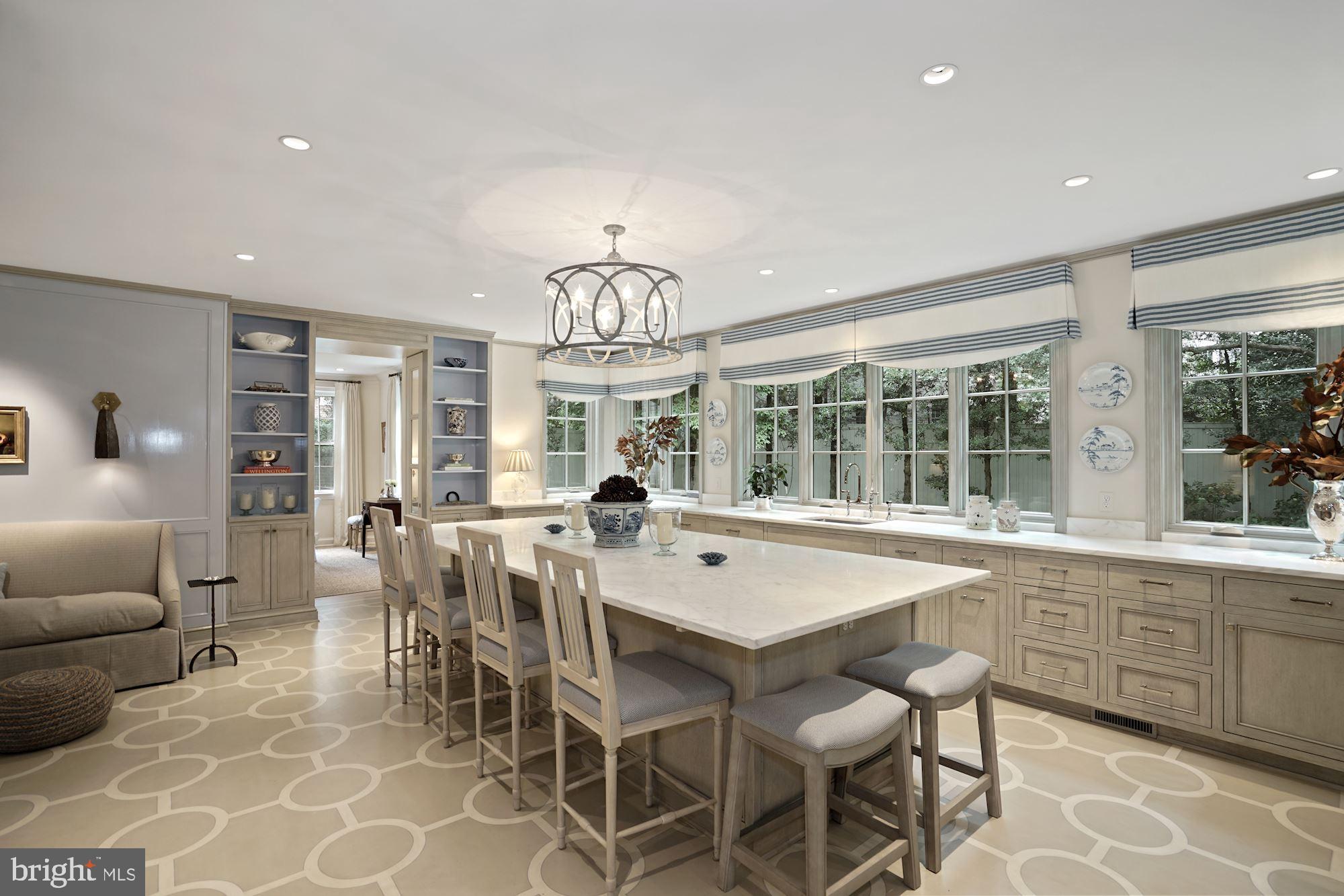 FOXHALL - Residential