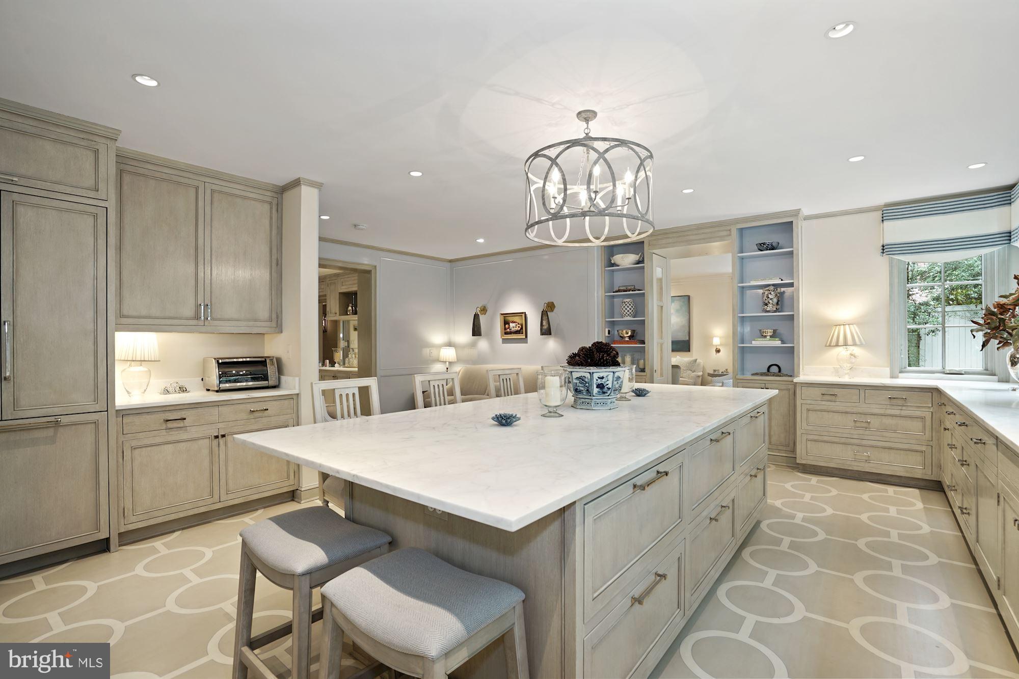 FOXHALL - Residential