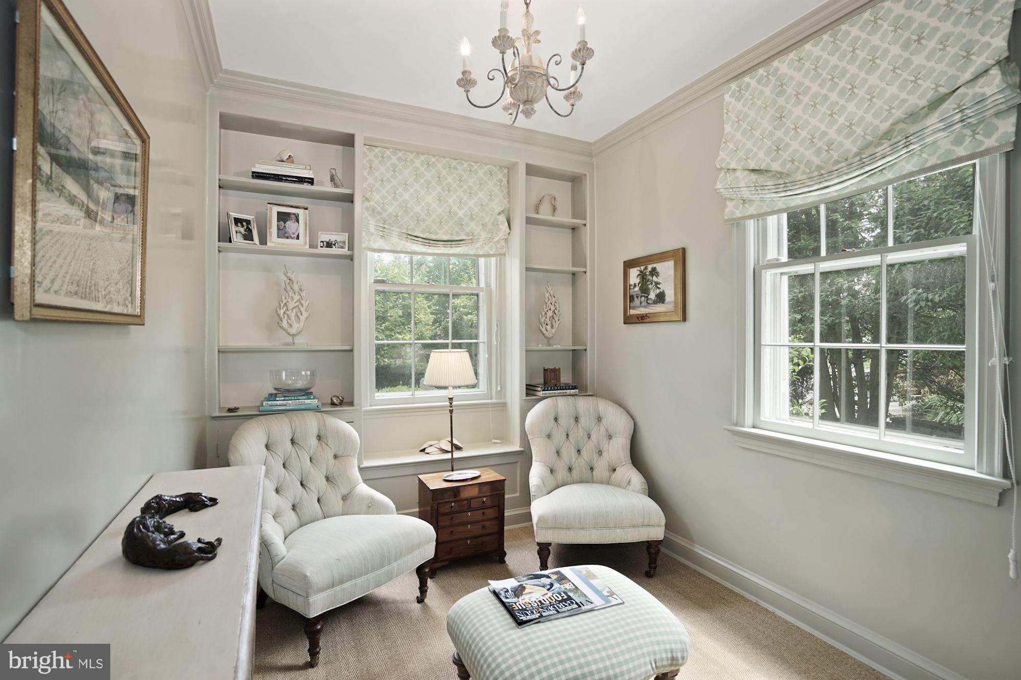 FOXHALL - Residential