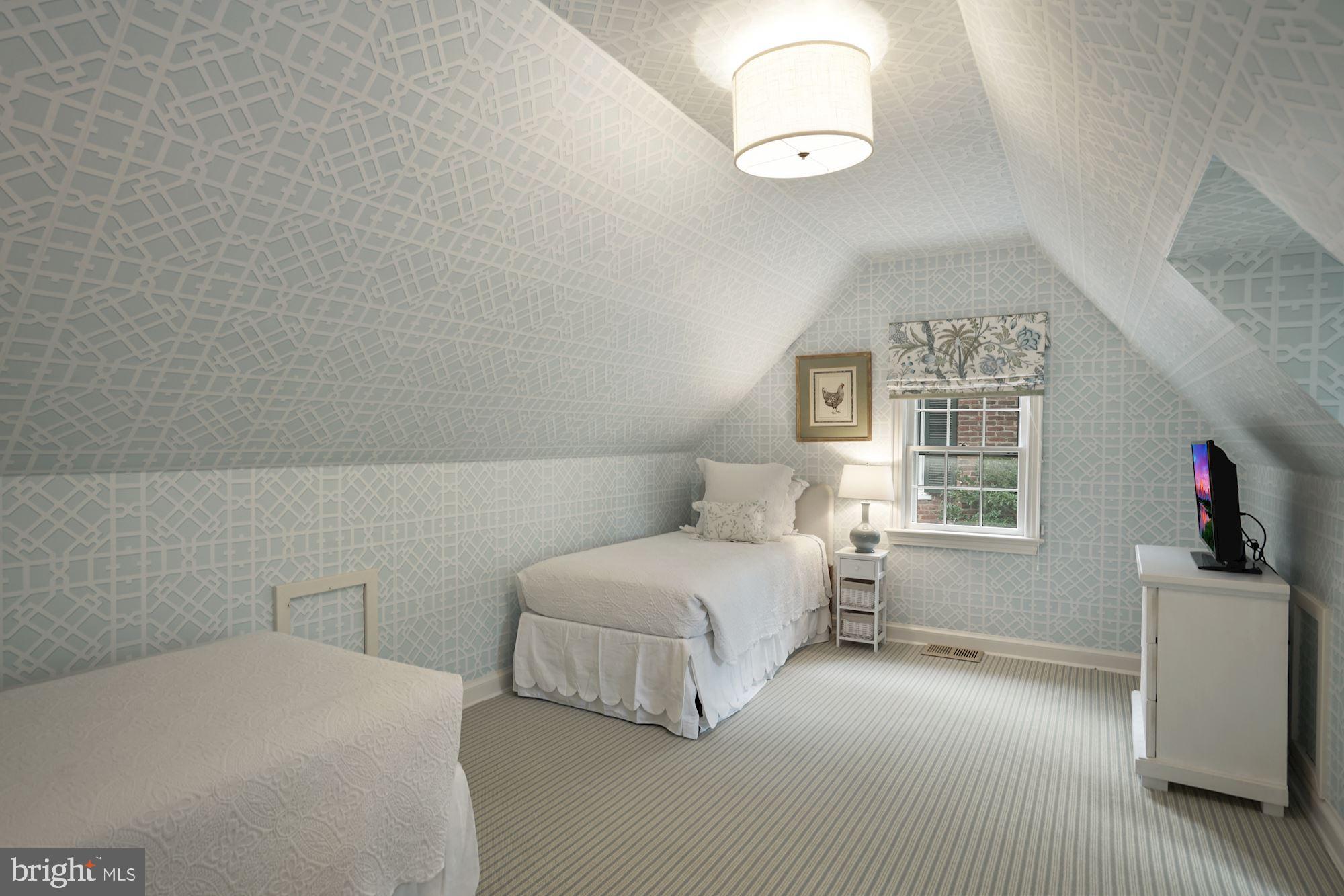 FOXHALL - Residential