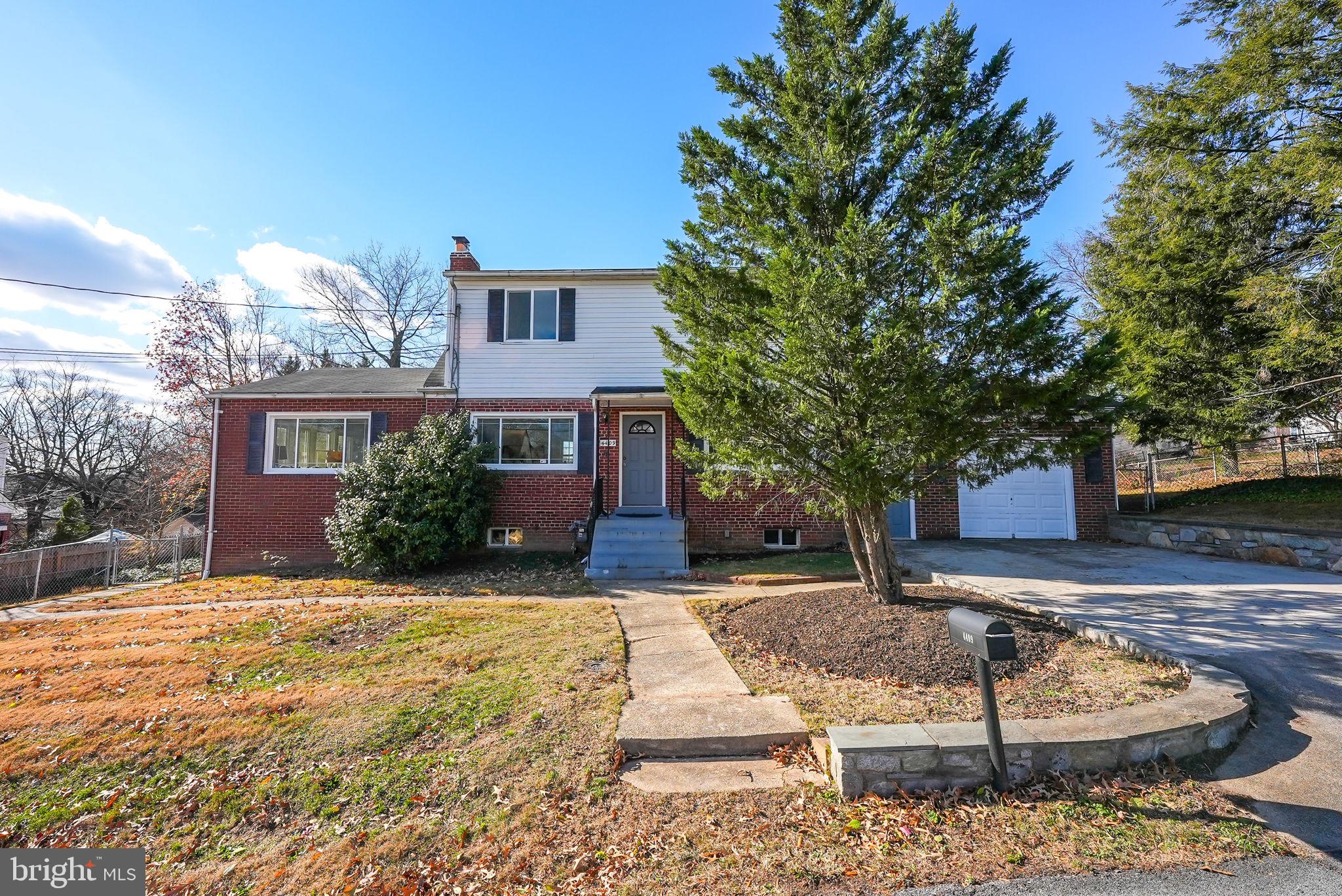 CHESTNUT HILLS - Residential