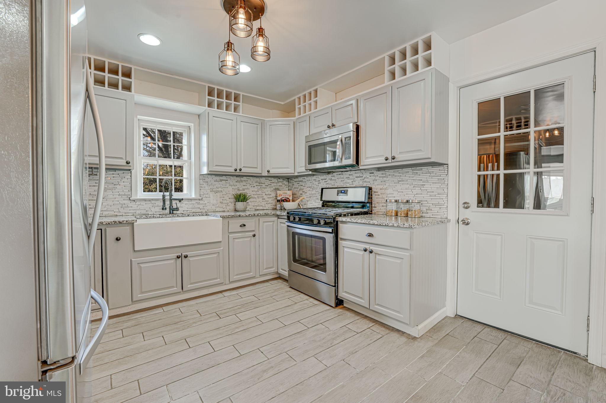 CHESTNUT HILLS - Residential