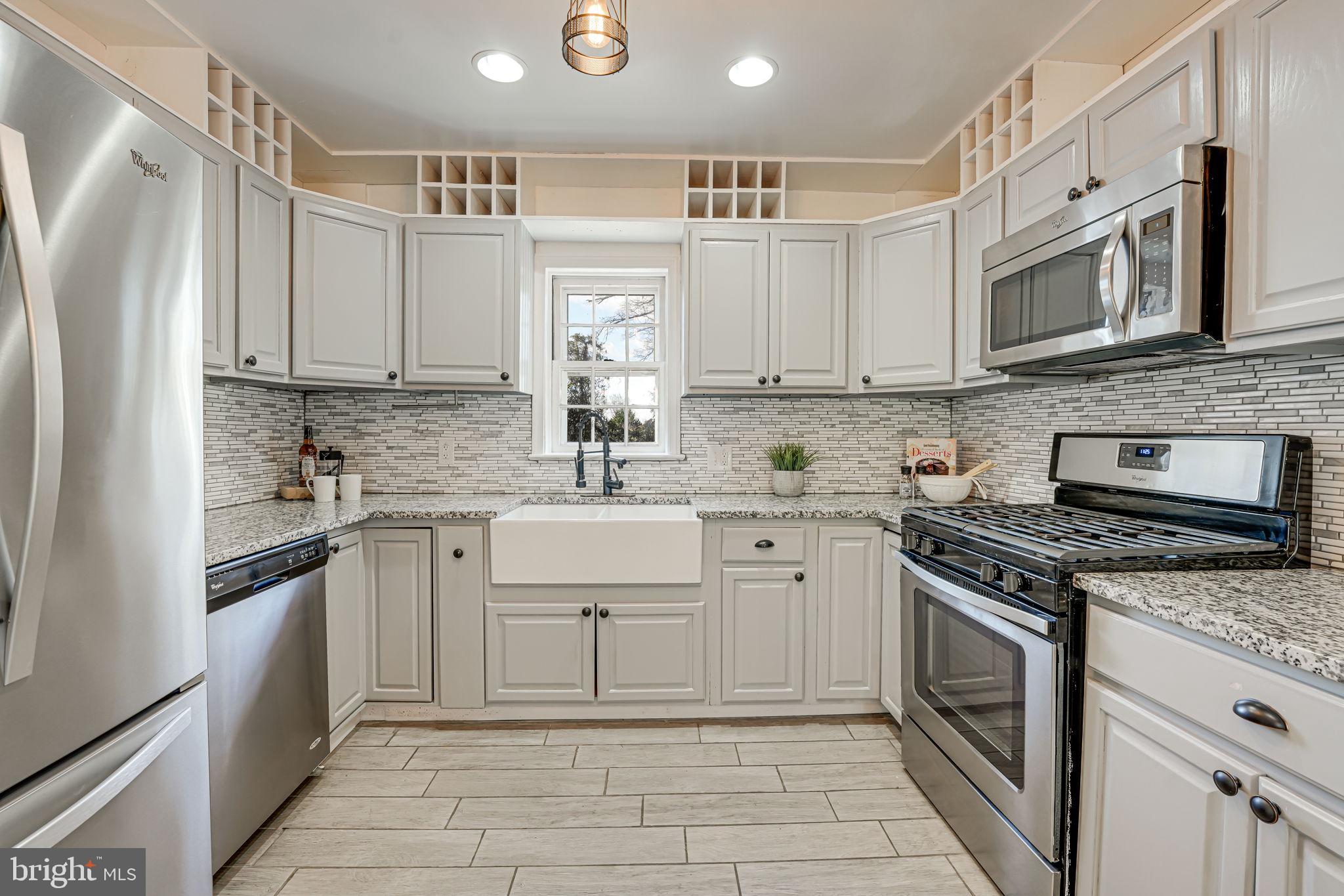 CHESTNUT HILLS - Residential