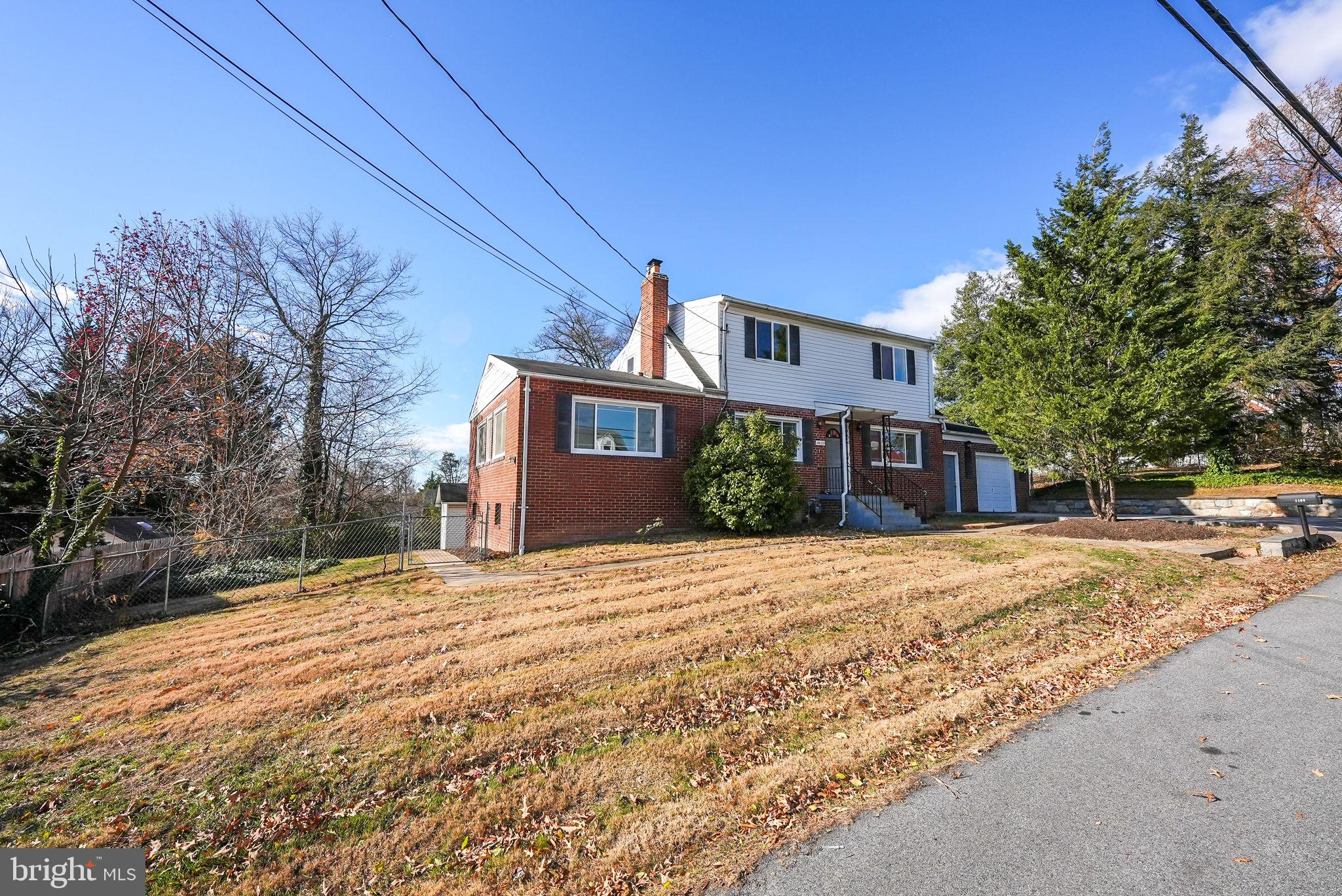 CHESTNUT HILLS - Residential