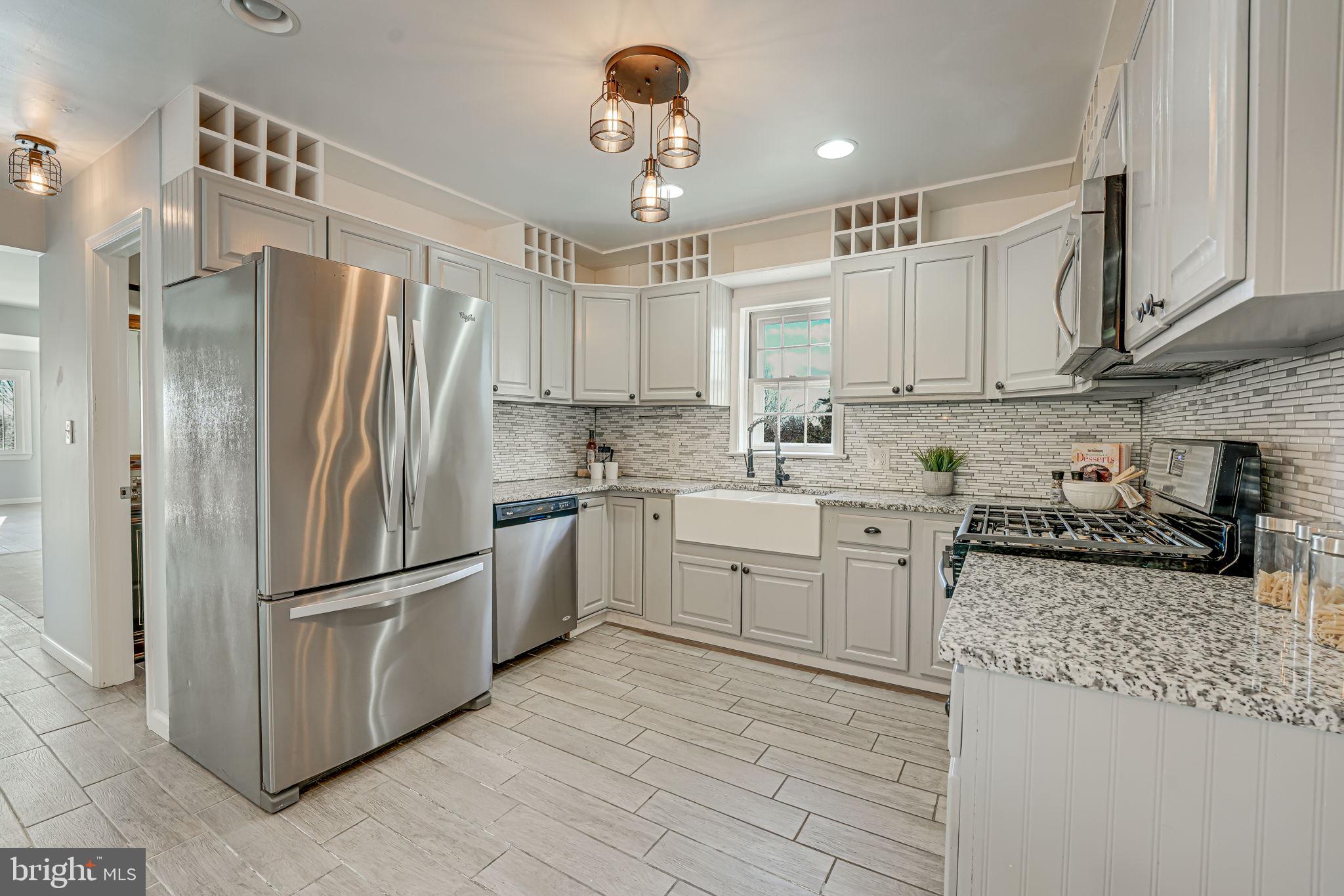 CHESTNUT HILLS - Residential