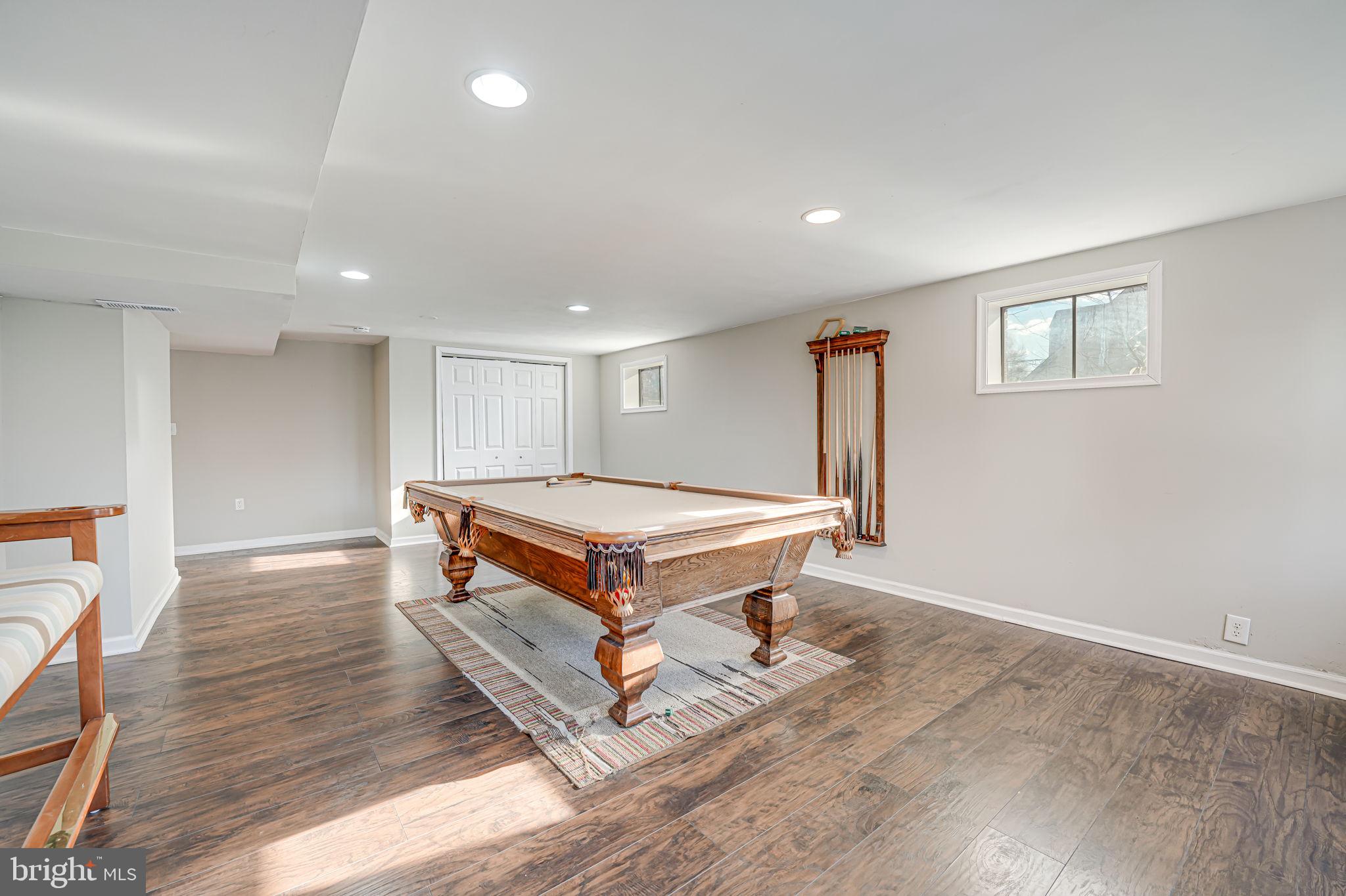 CHESTNUT HILLS - Residential