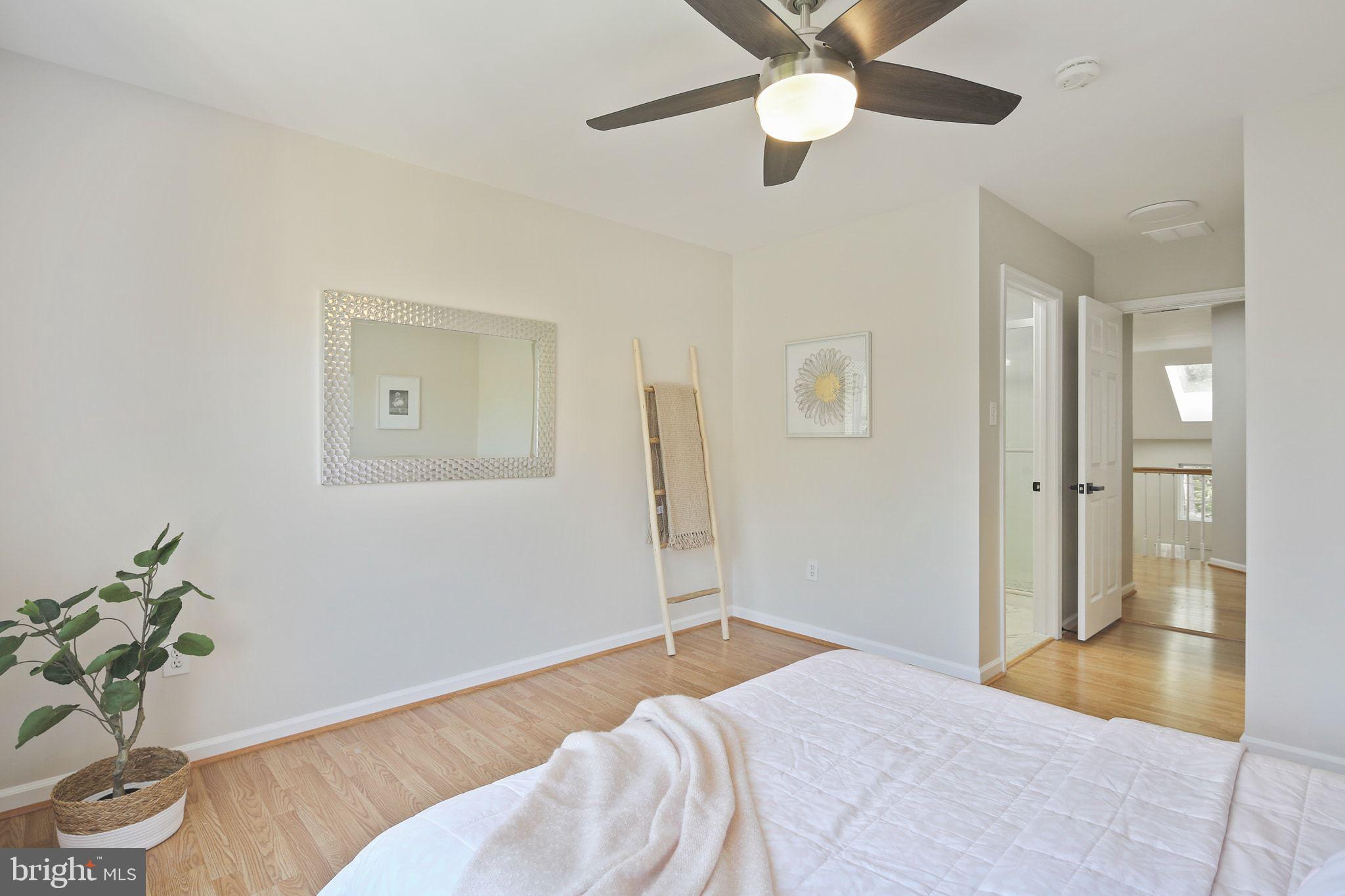 VILLAGE OF RIVER HILL - Residential