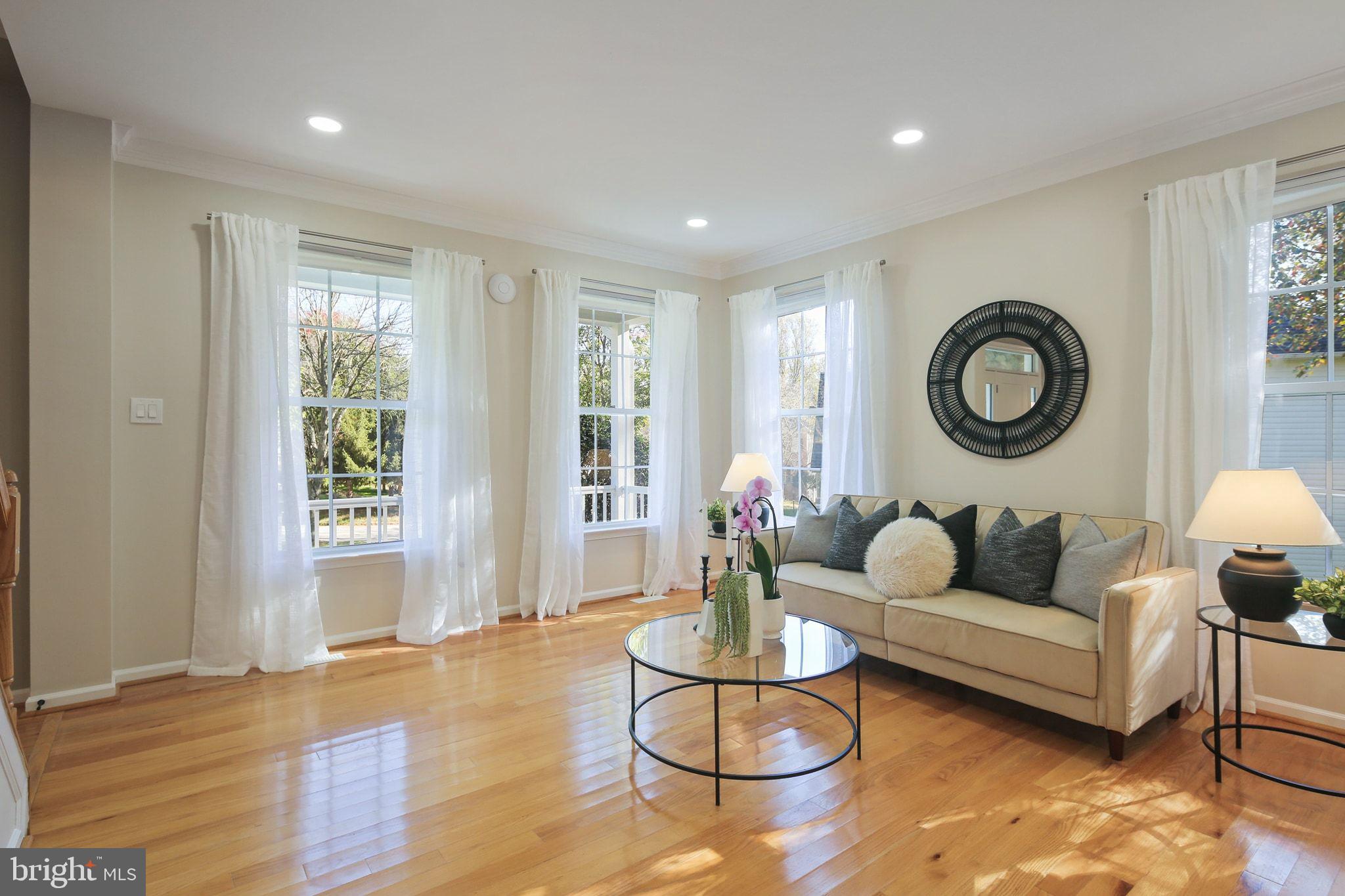 VILLAGE OF RIVER HILL - Residential