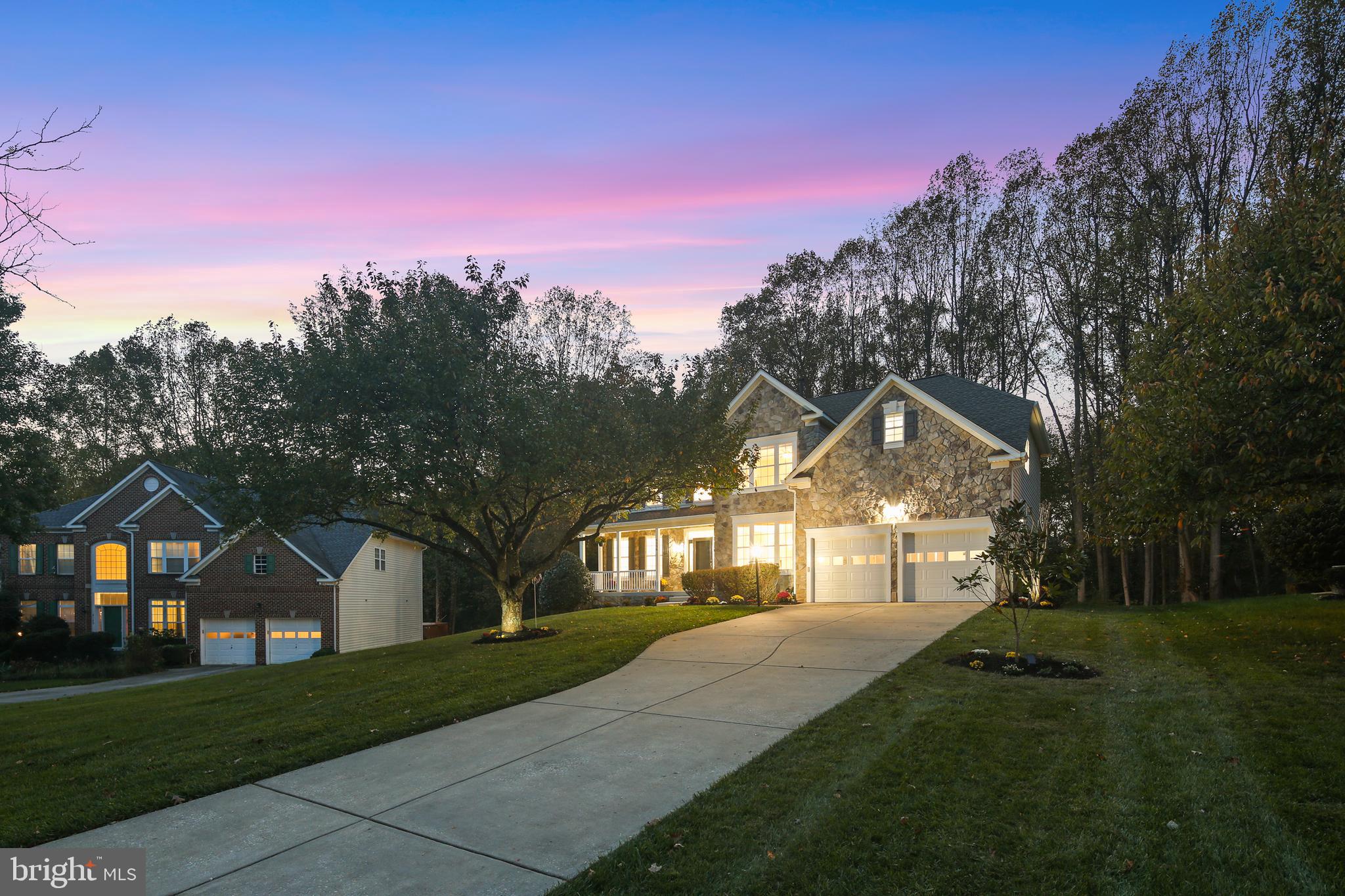 VILLAGE OF RIVER HILL - Residential