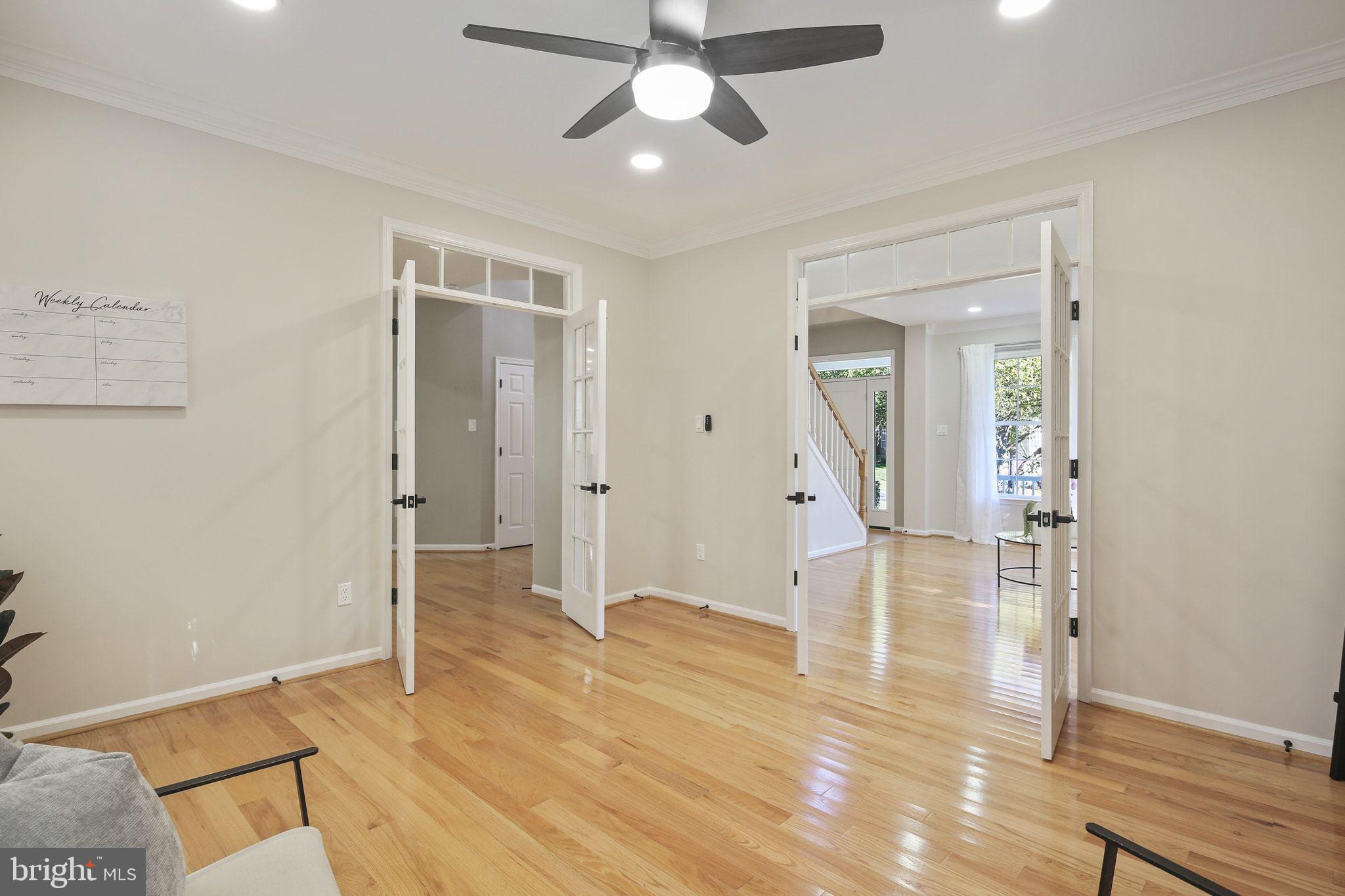 VILLAGE OF RIVER HILL - Residential