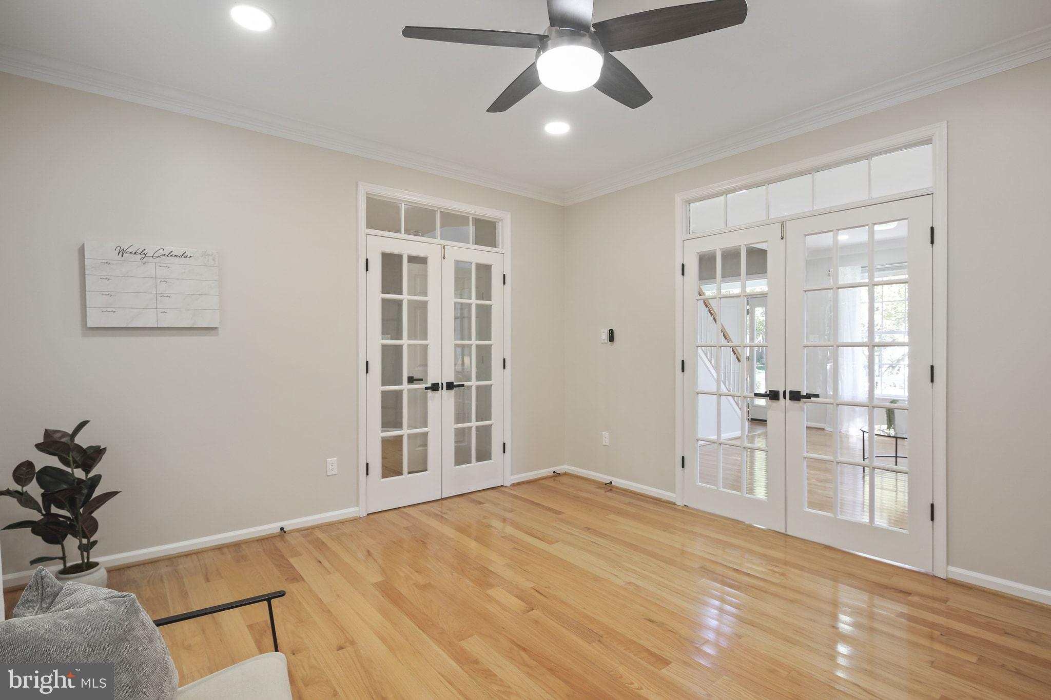 VILLAGE OF RIVER HILL - Residential