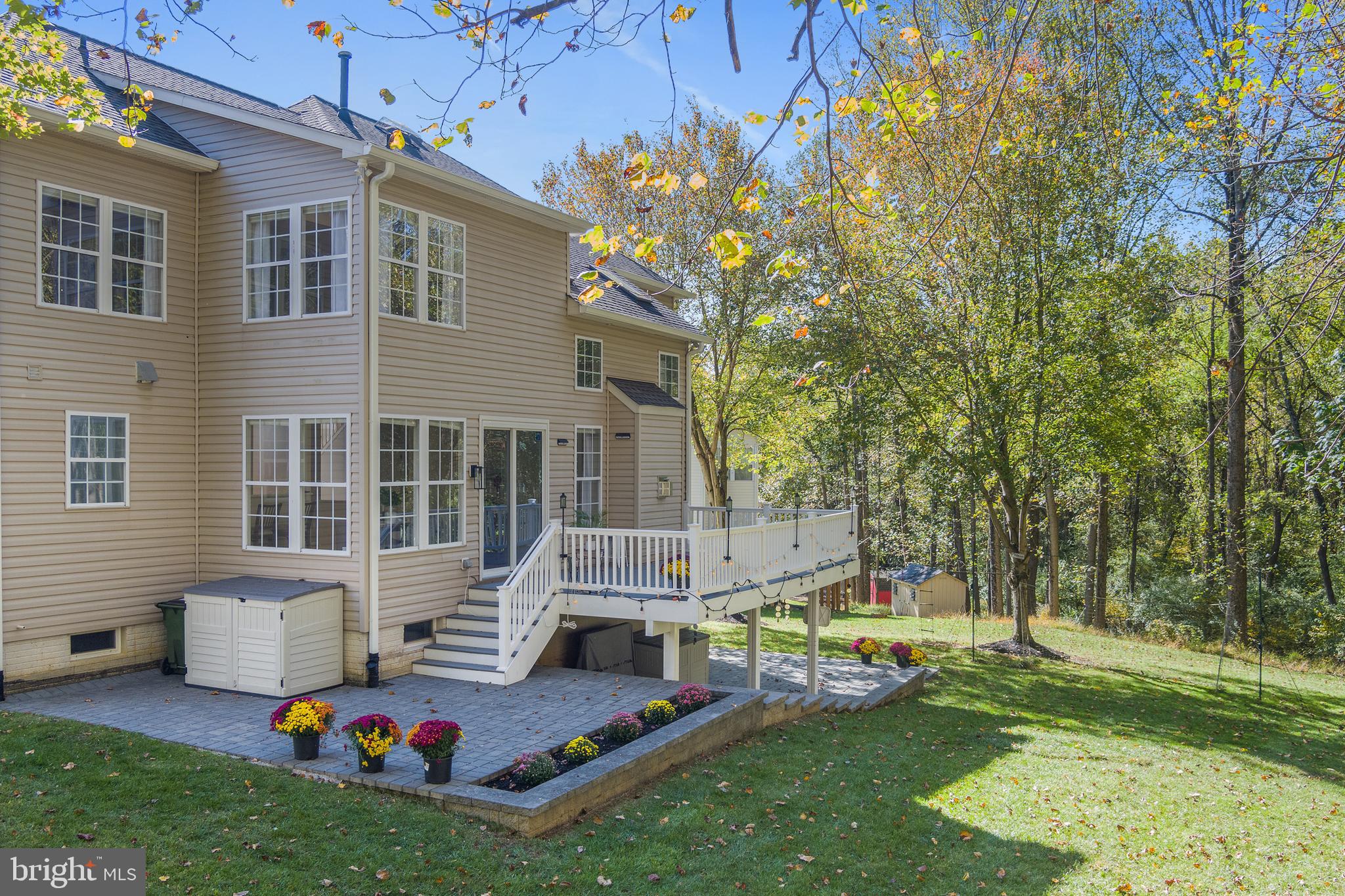 VILLAGE OF RIVER HILL - Residential