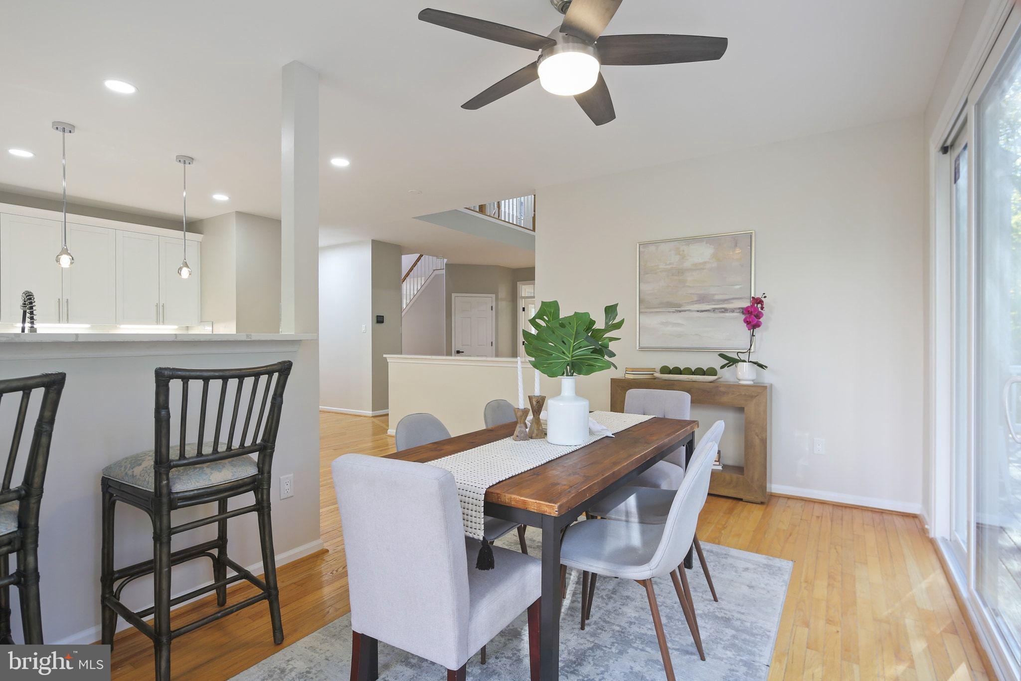 VILLAGE OF RIVER HILL - Residential