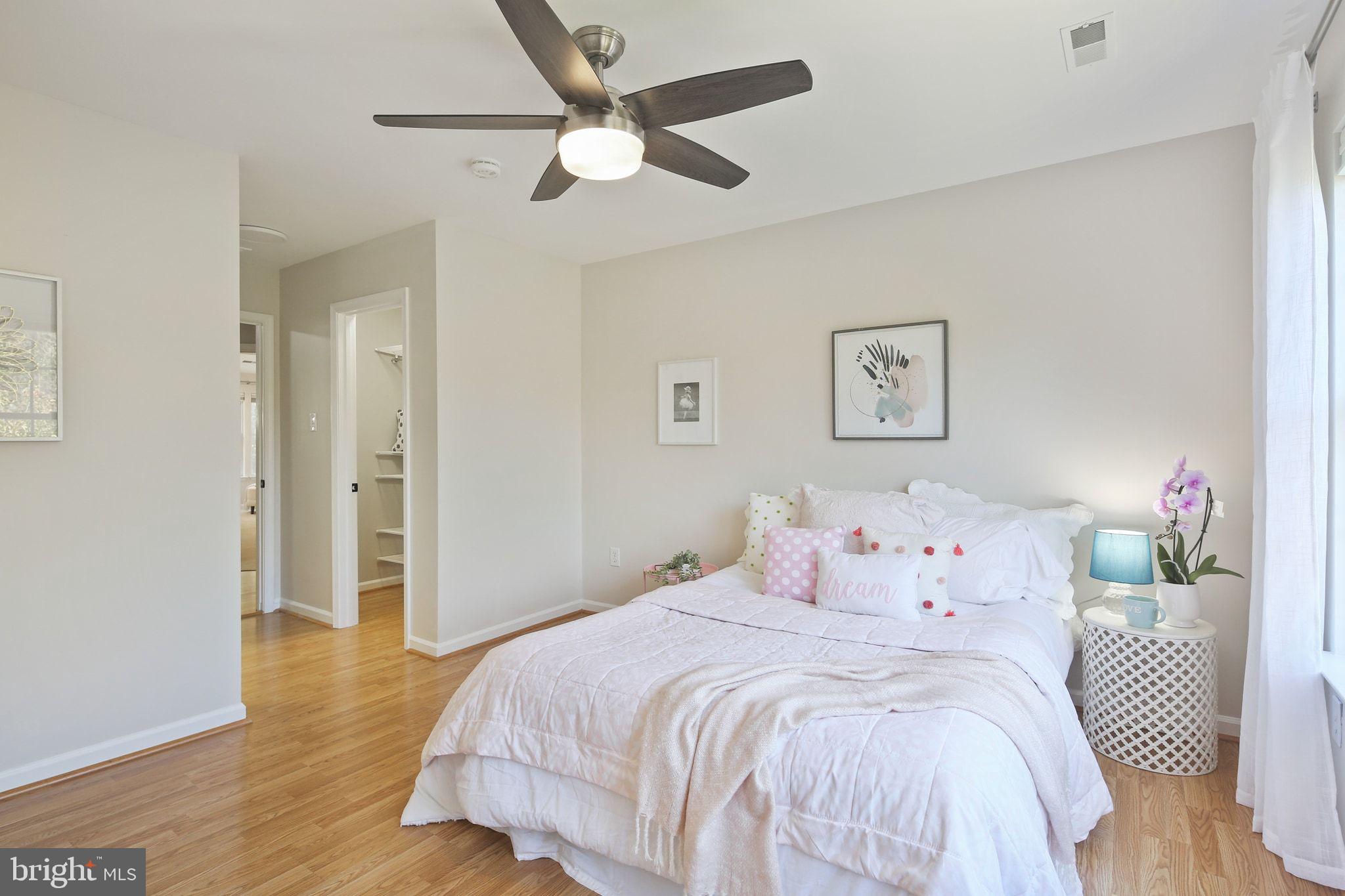 VILLAGE OF RIVER HILL - Residential