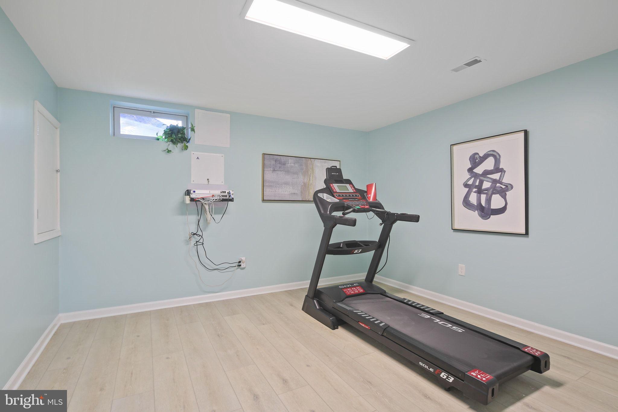 VILLAGE OF RIVER HILL - Residential