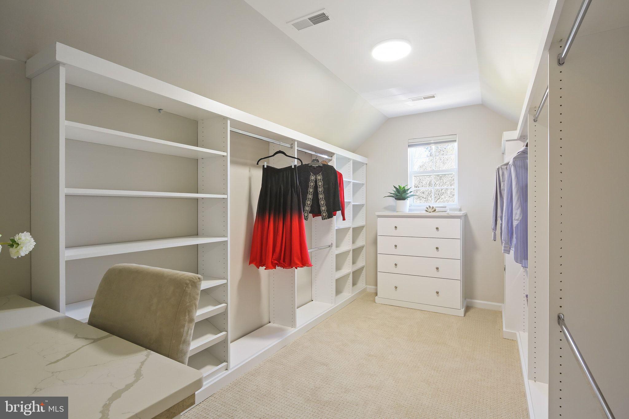 VILLAGE OF RIVER HILL - Residential