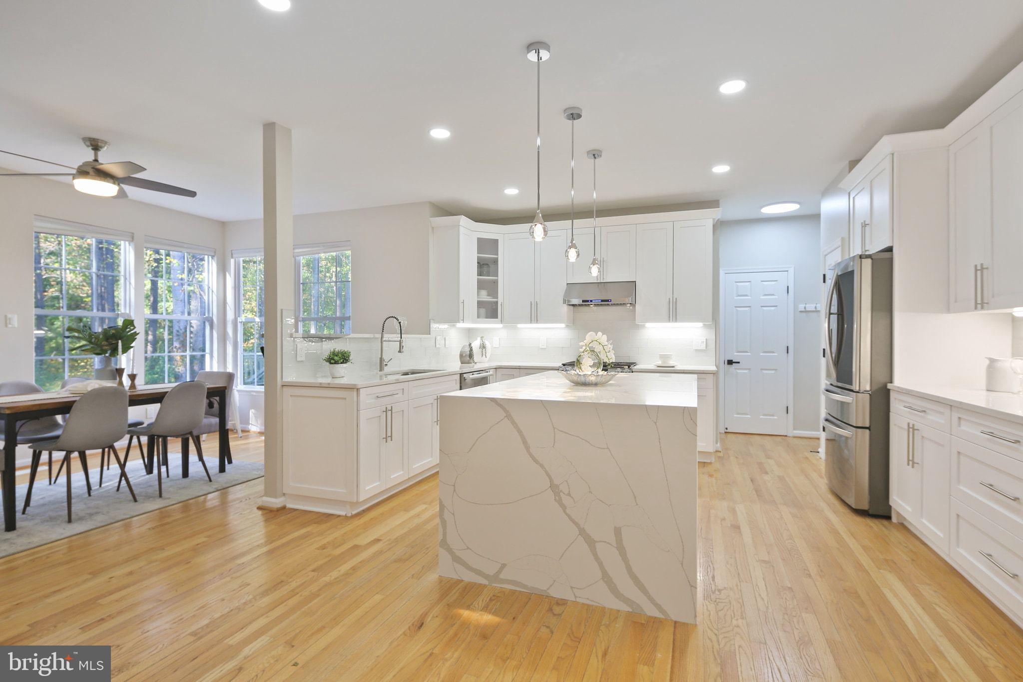 VILLAGE OF RIVER HILL - Residential