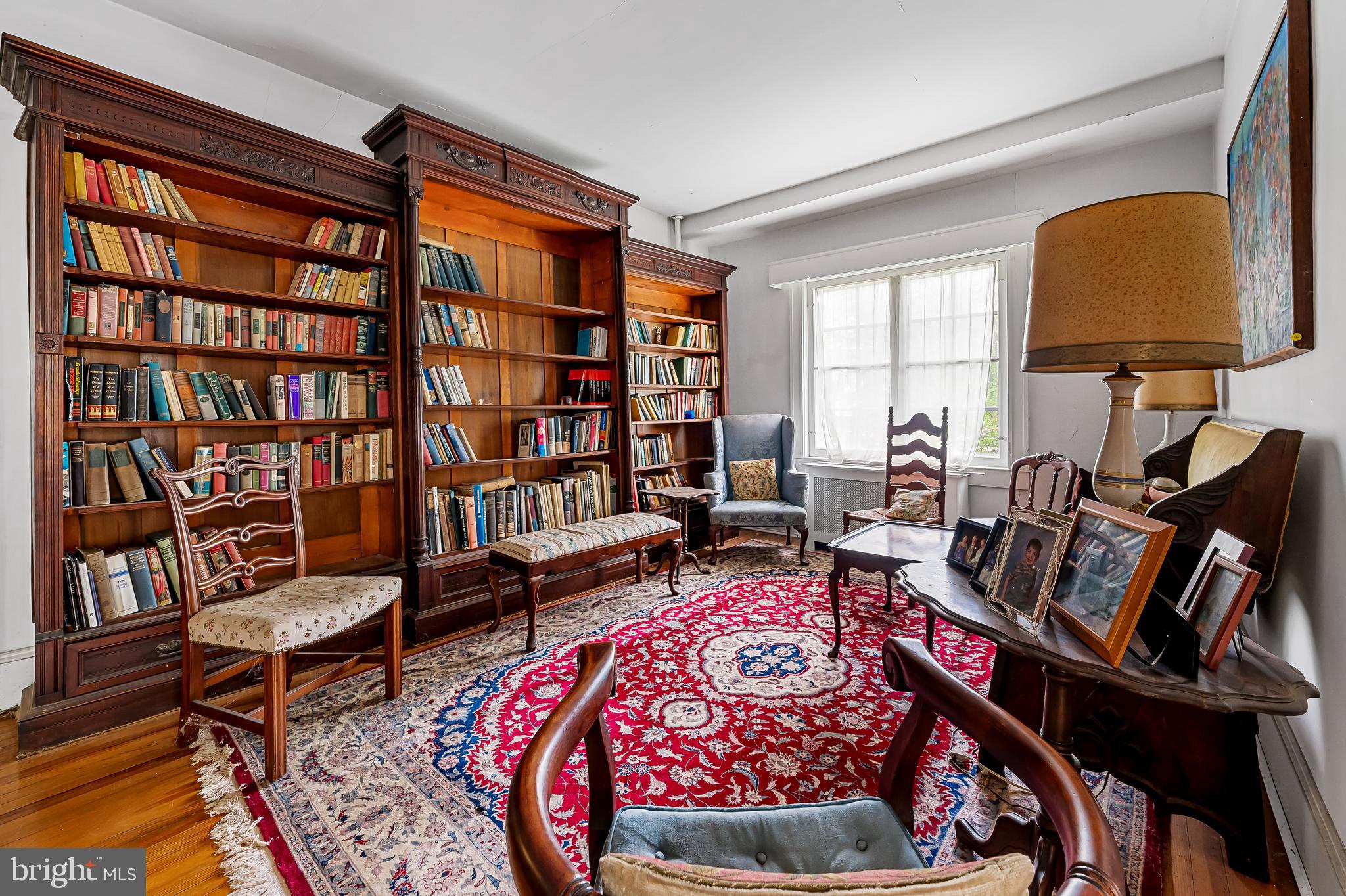 ROLAND PARK - Residential