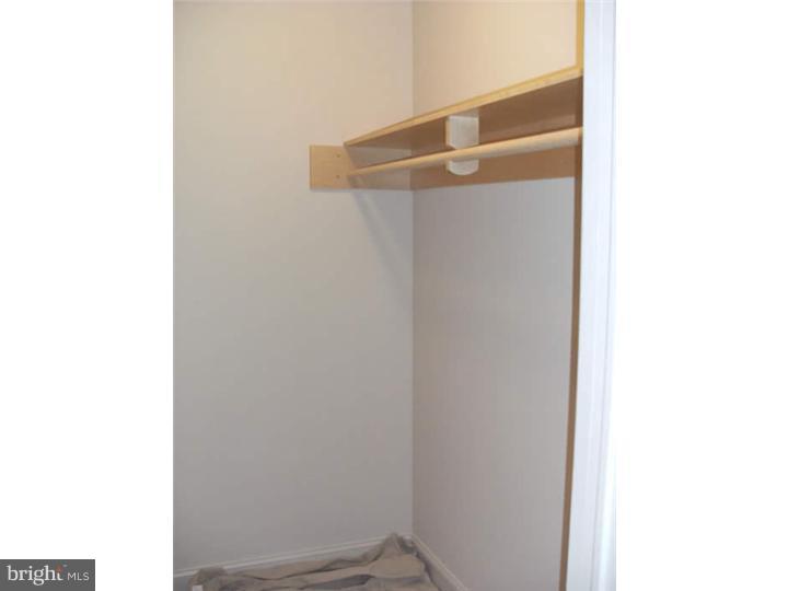 RITTENHOUSE SQUARE - Residential Income