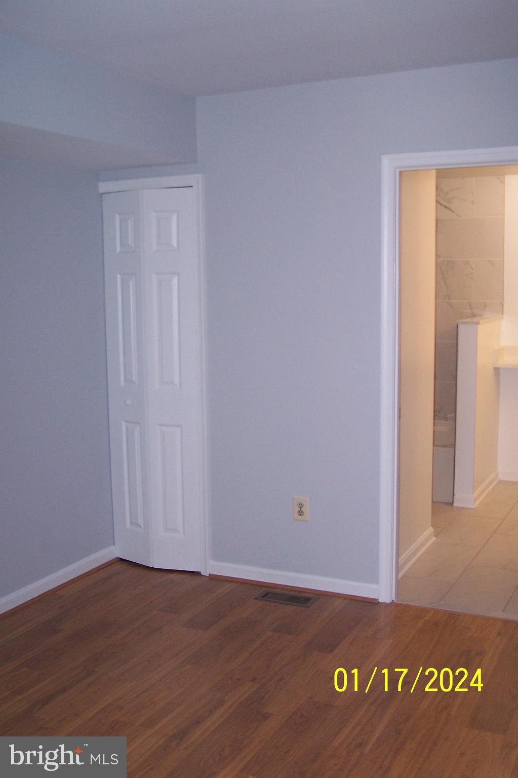 SUMMERWALK - Residential Lease