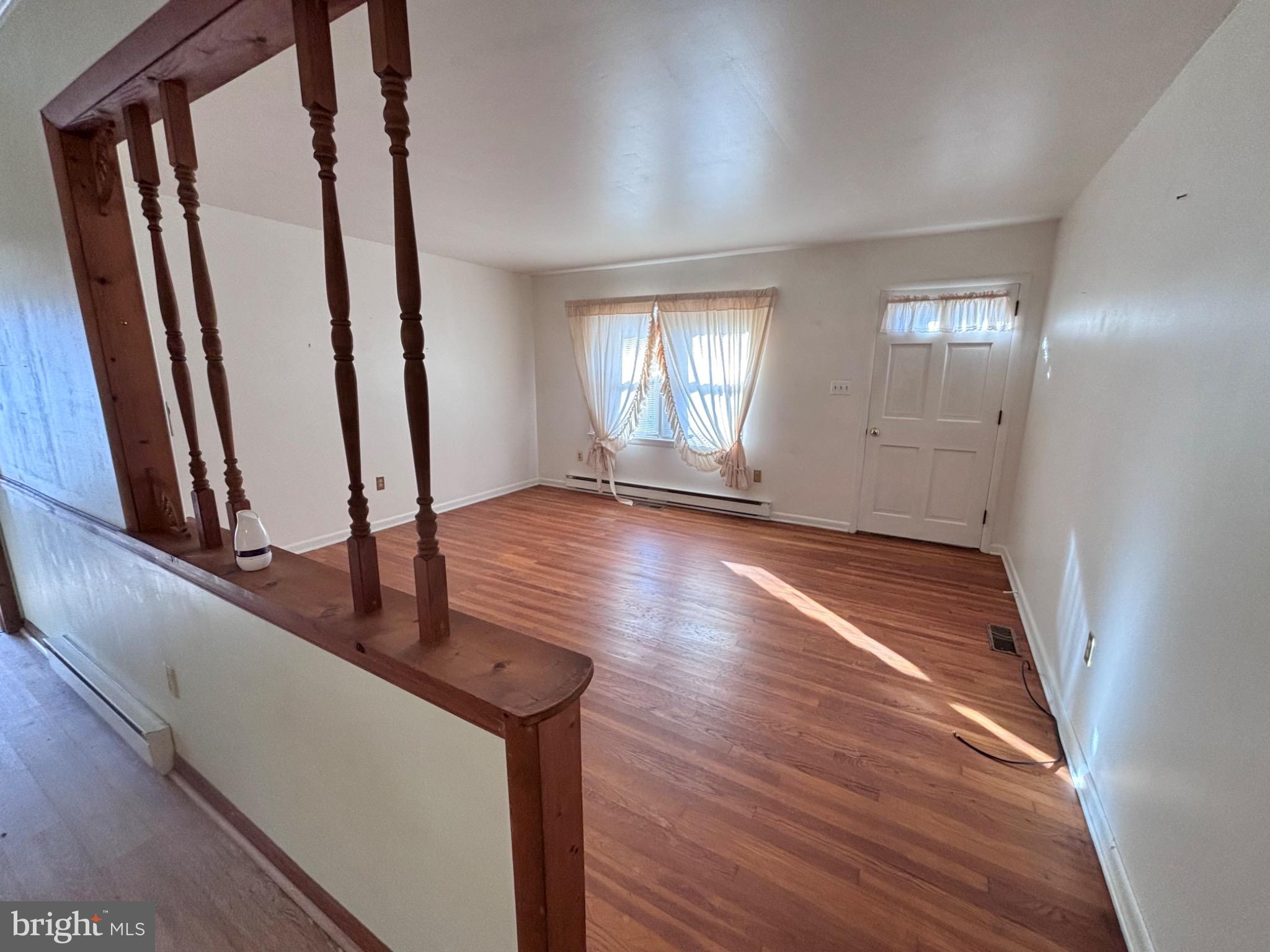 SIERRA MANOR - Residential