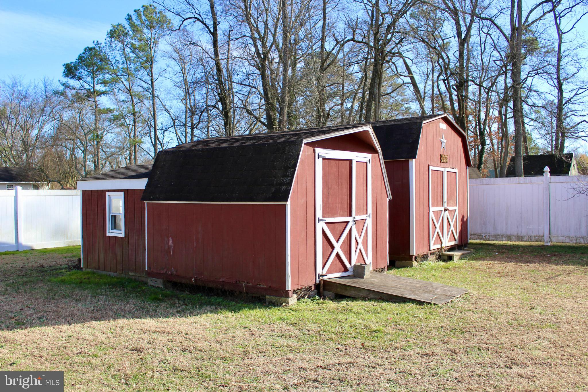 SIERRA MANOR - Residential