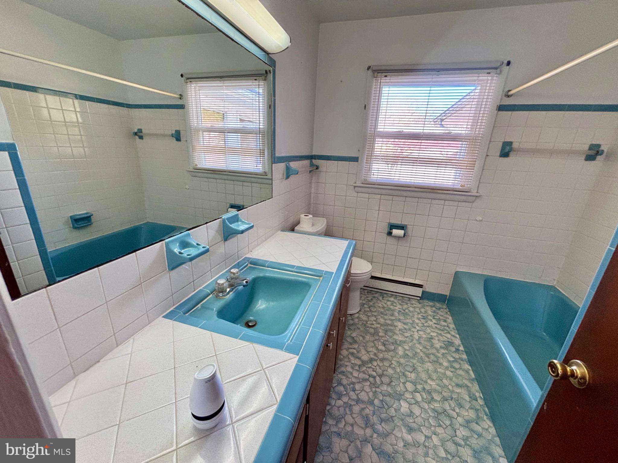 SIERRA MANOR - Residential