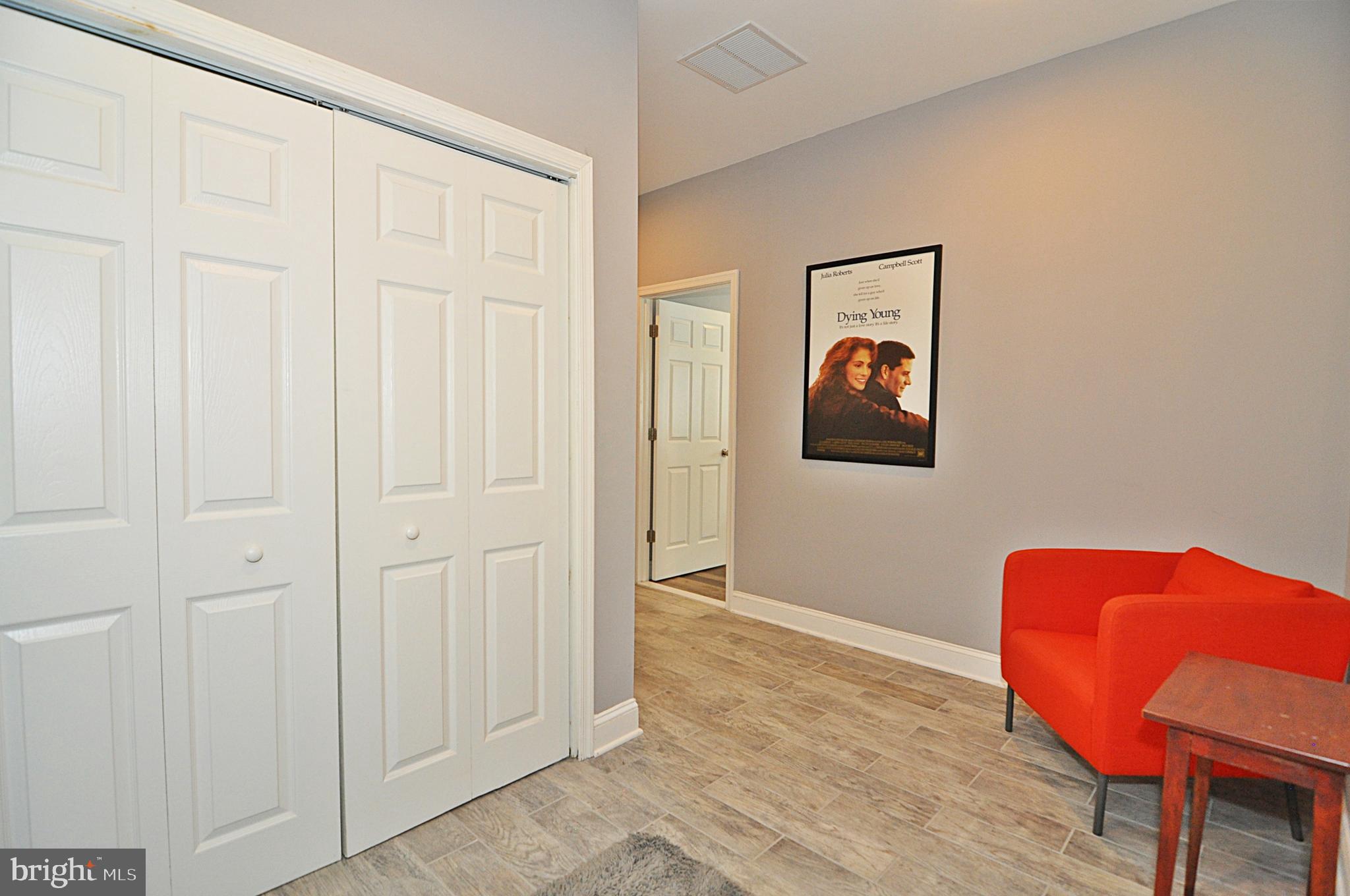 HUNTINGTON - Residential Lease