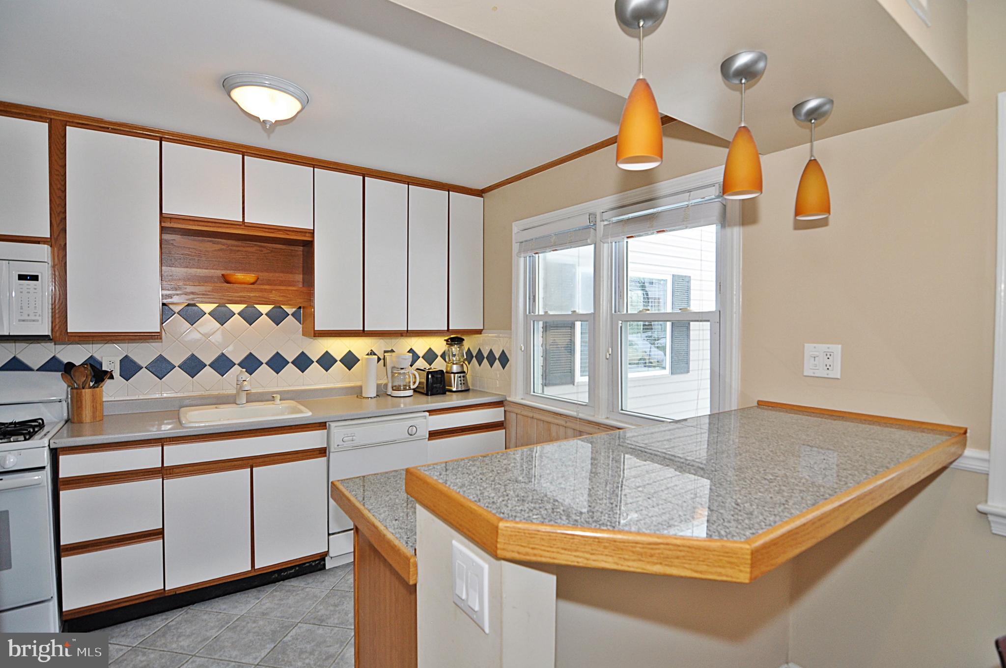 HUNTINGTON - Residential Lease