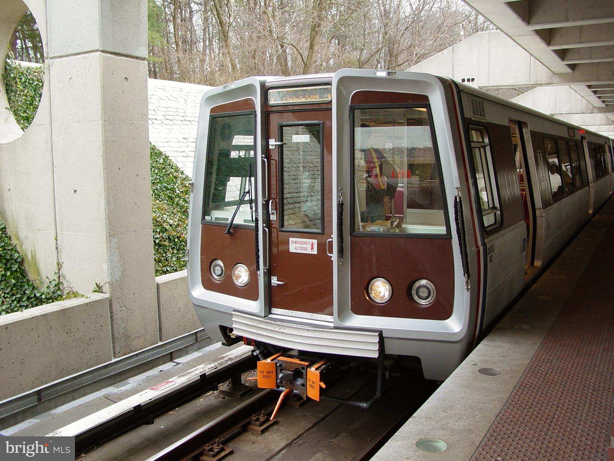 HUNTINGTON - Residential Lease