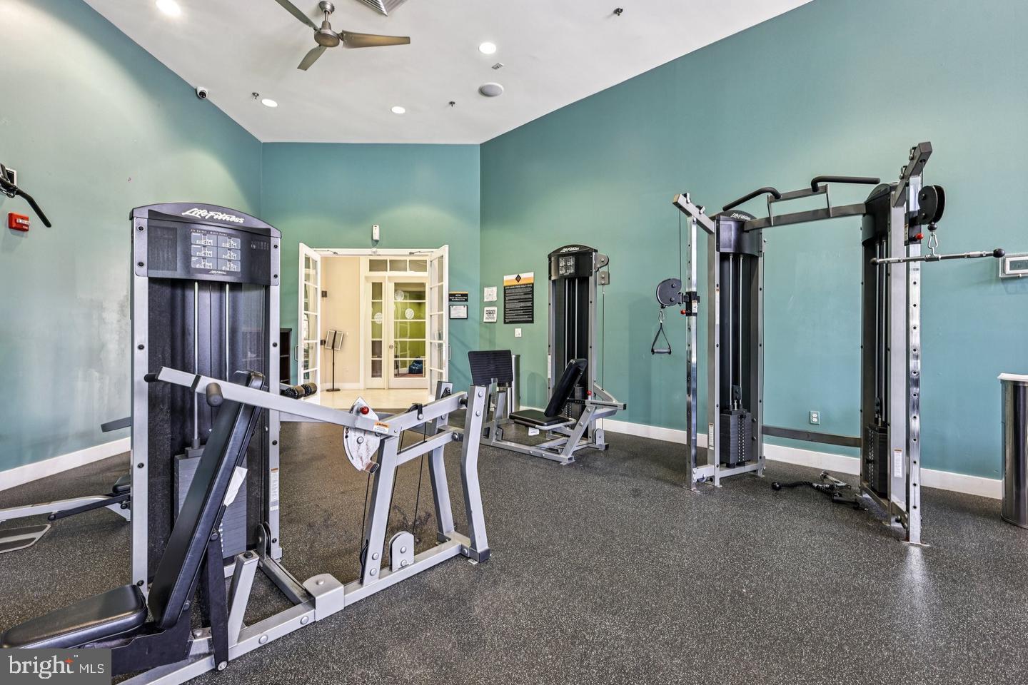 LINDEN ROW CONDOMINIUM - Residential Lease