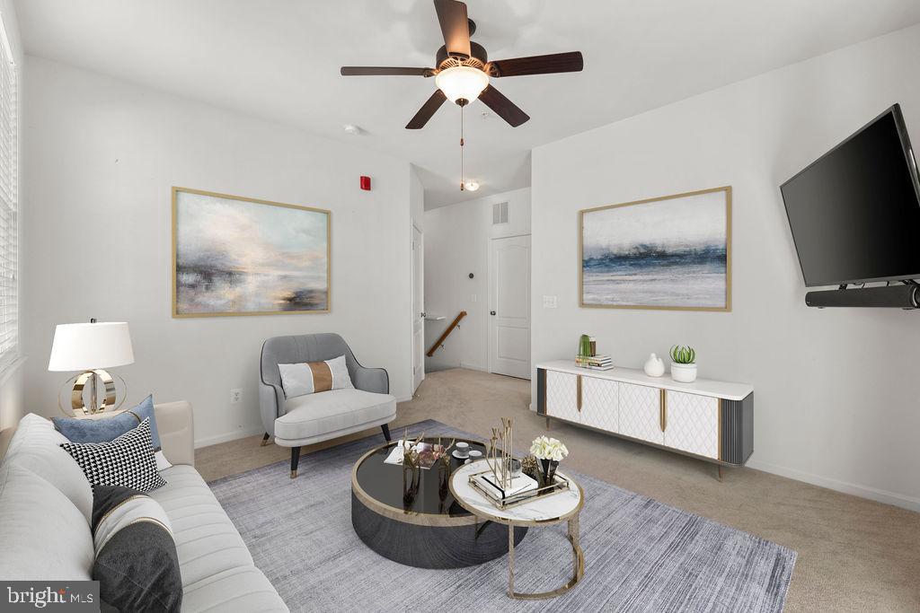 LINDEN ROW CONDOMINIUM - Residential Lease