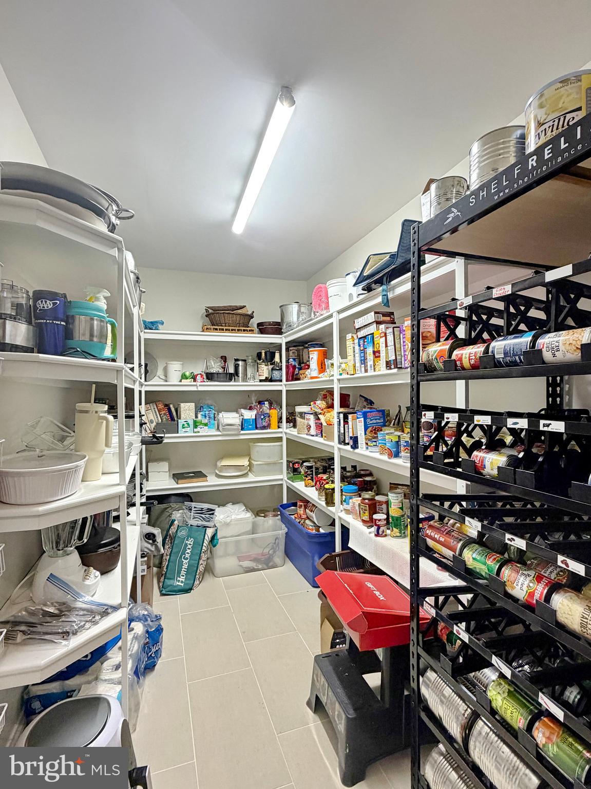 KINGS GRANT - Residential