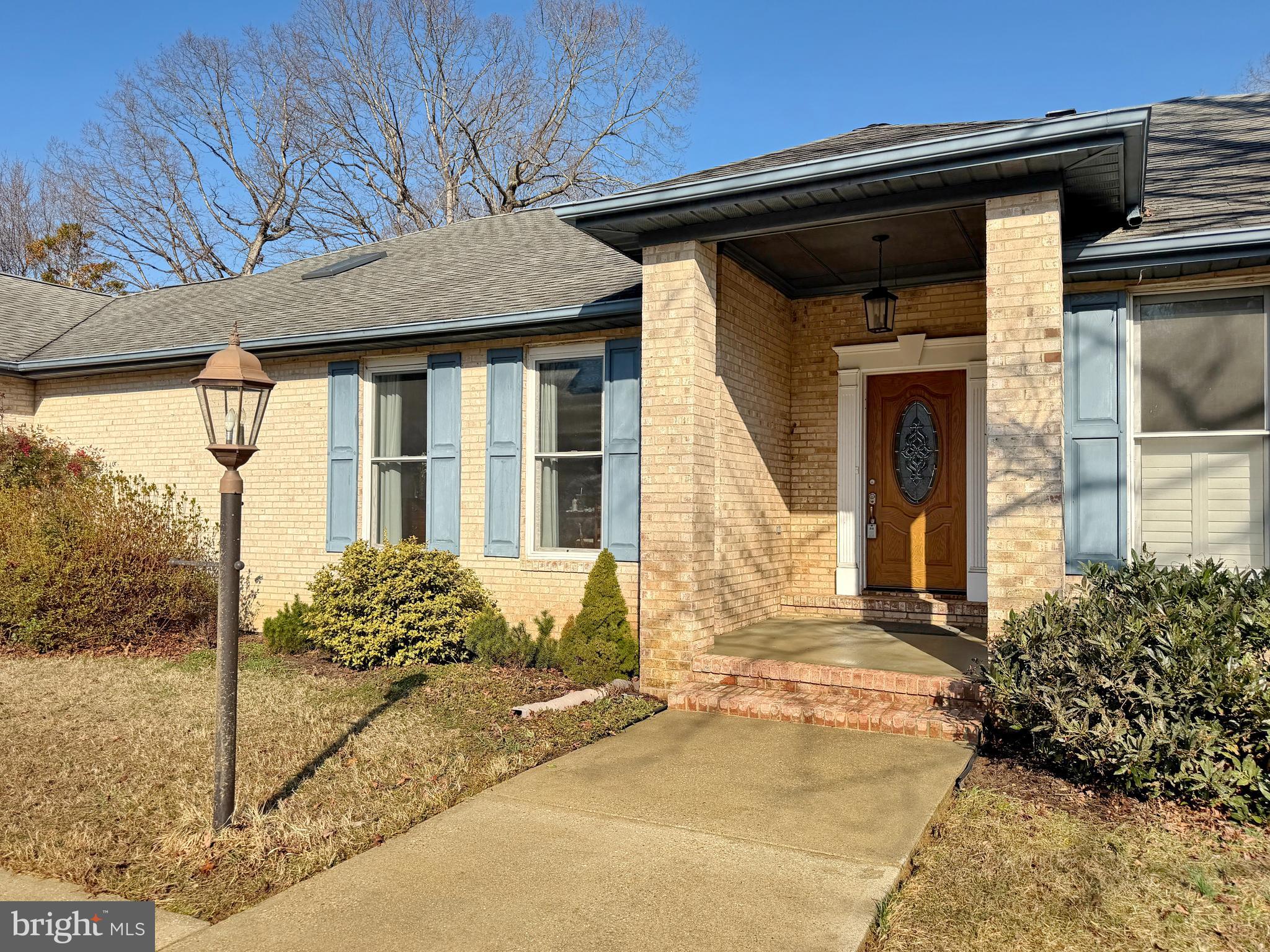 KINGS GRANT - Residential