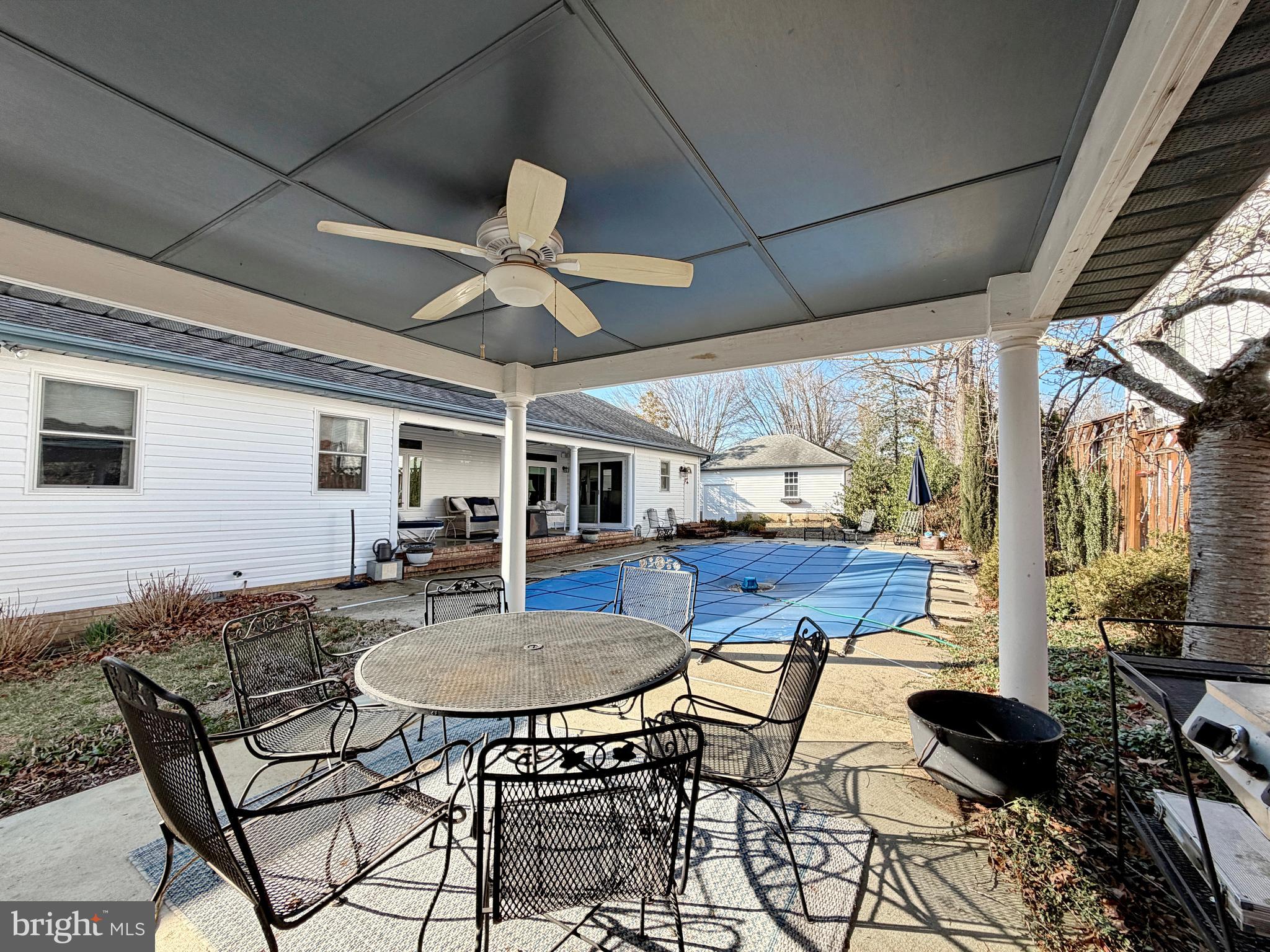 KINGS GRANT - Residential