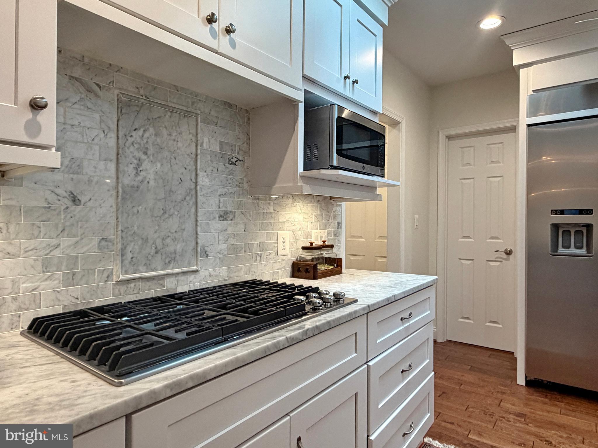 KINGS GRANT - Residential