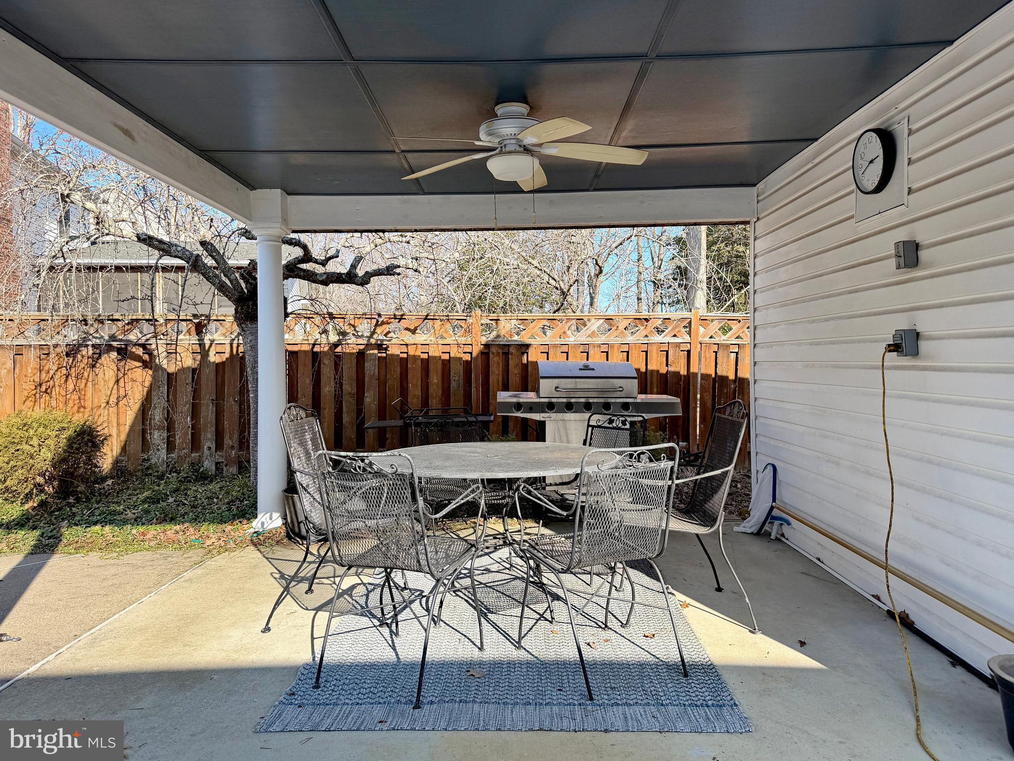 KINGS GRANT - Residential