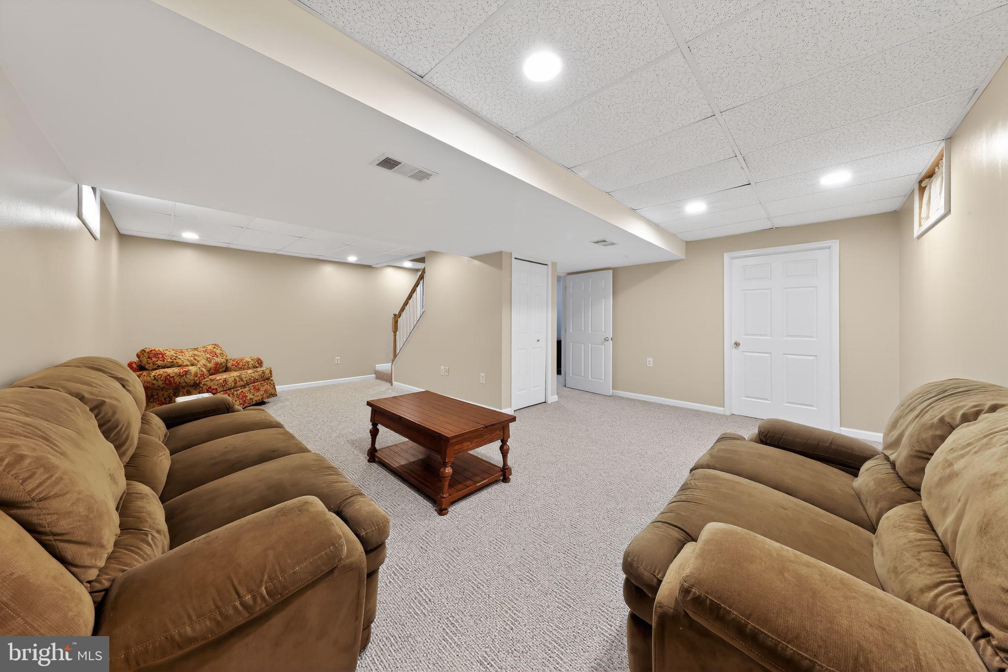 CHANDELEUR WOODS - Residential