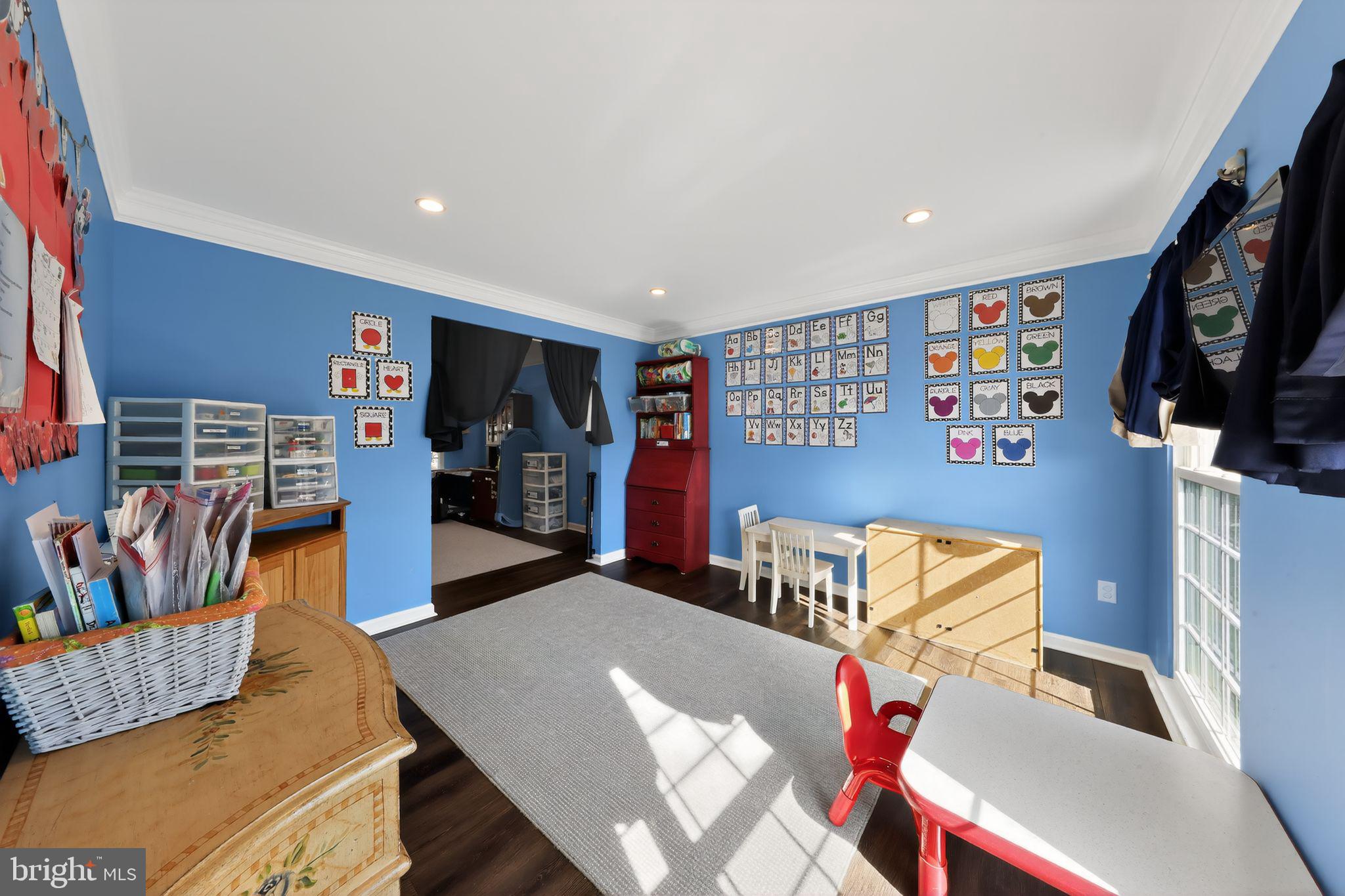 CHANDELEUR WOODS - Residential