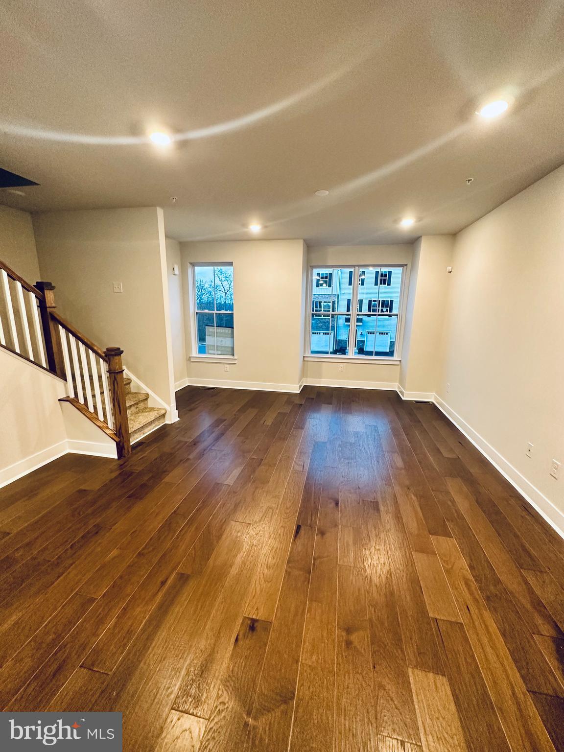 VILLAGES AT SPRING HILL - Residential Lease