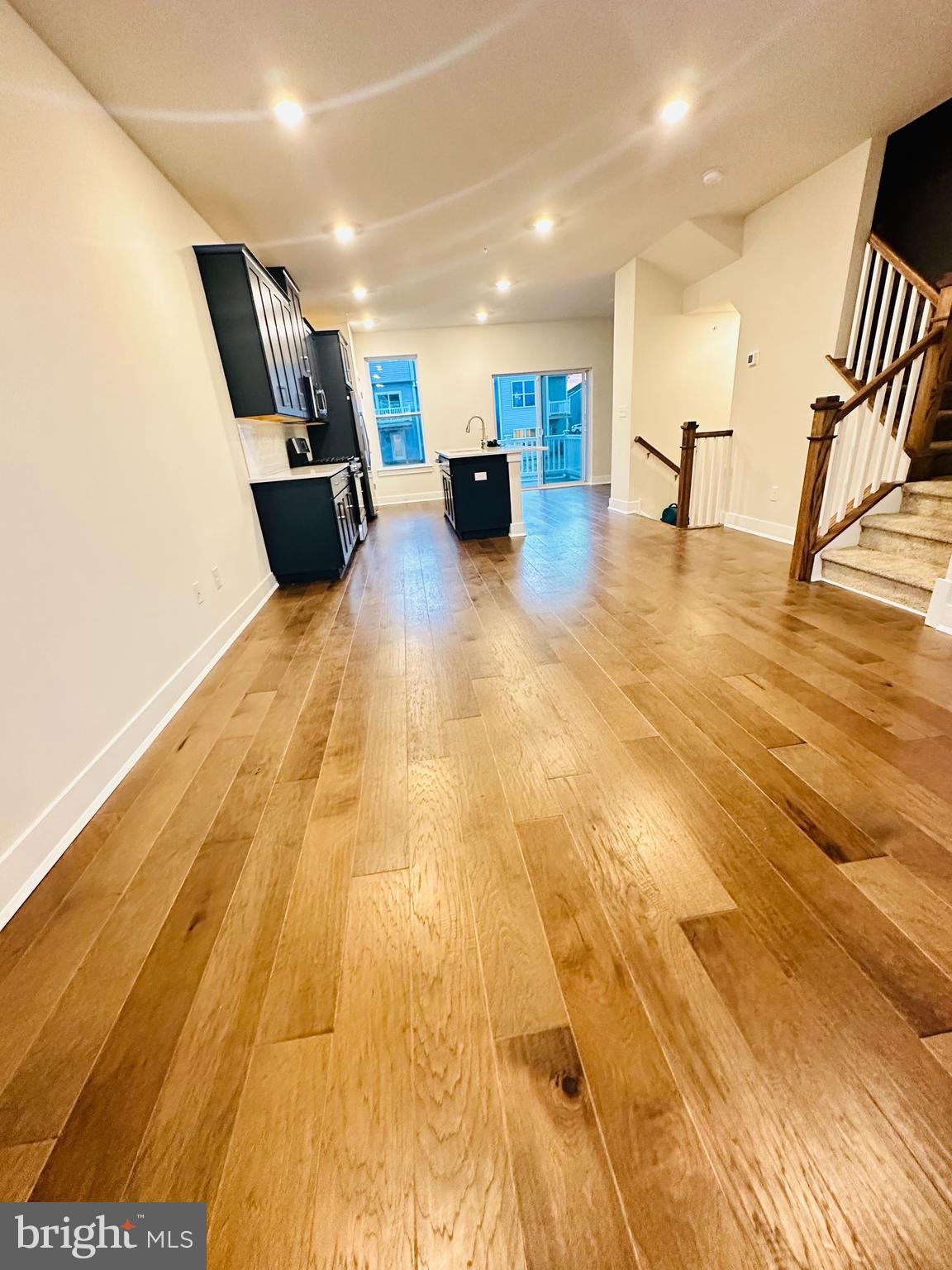VILLAGES AT SPRING HILL - Residential Lease